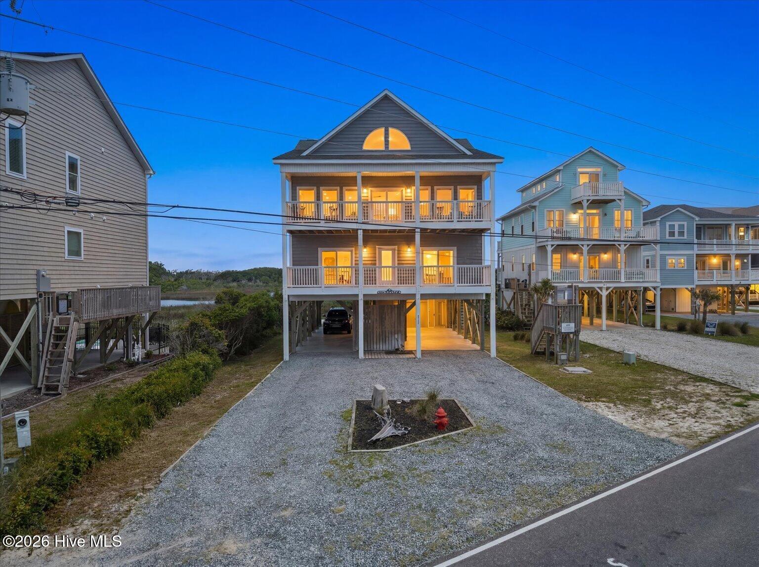 1113 New River Inlet Road Property Photo 3