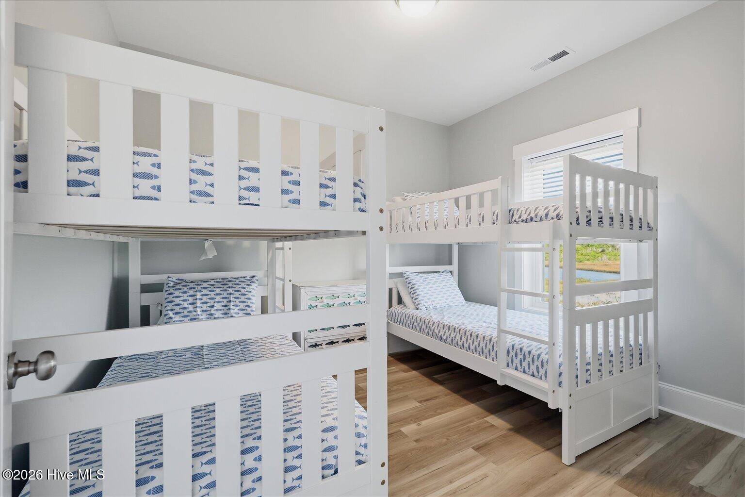 1113 New River Inlet Road Property Photo 28