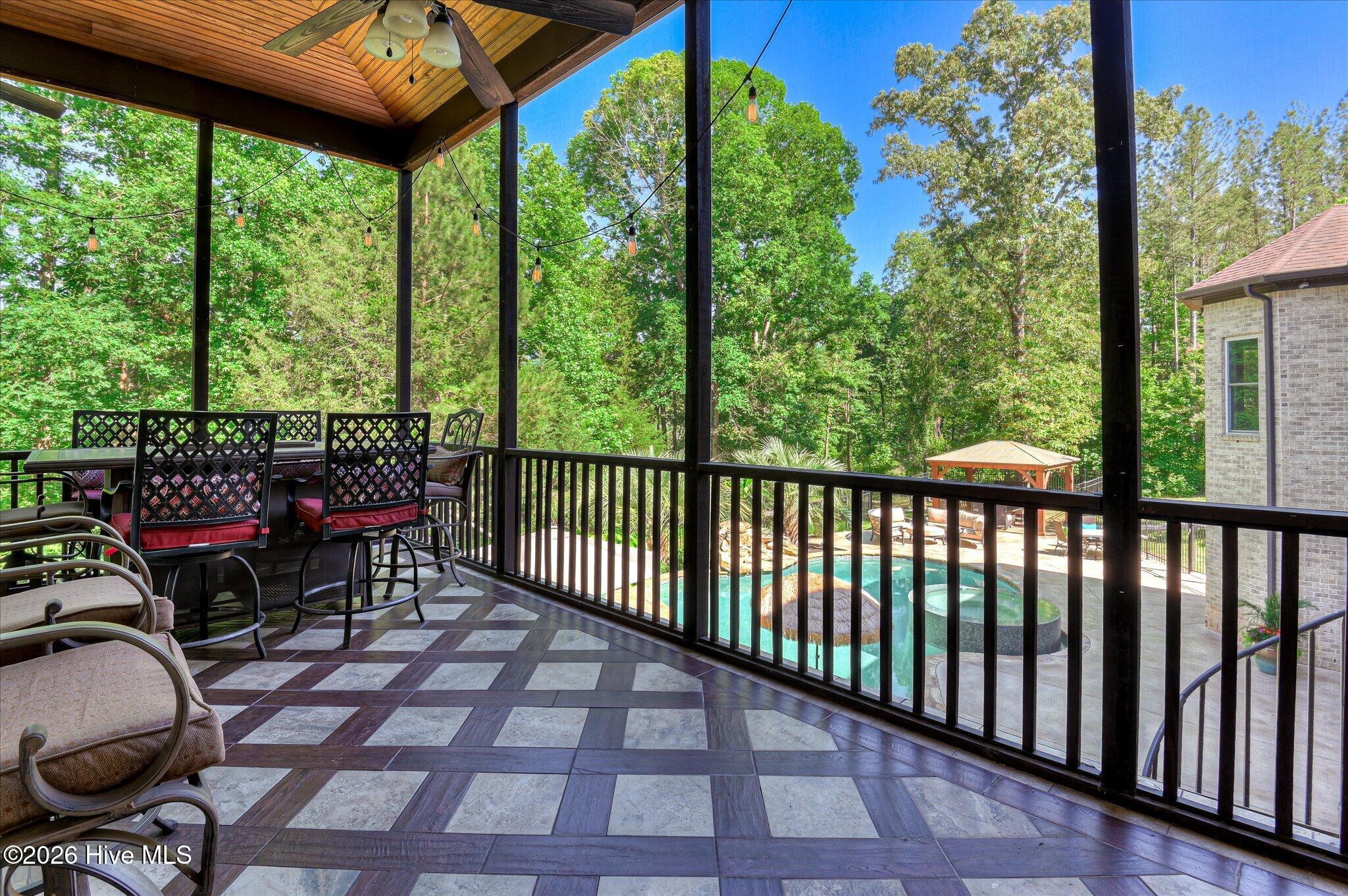 305 Alabaster Court Property Photo 60