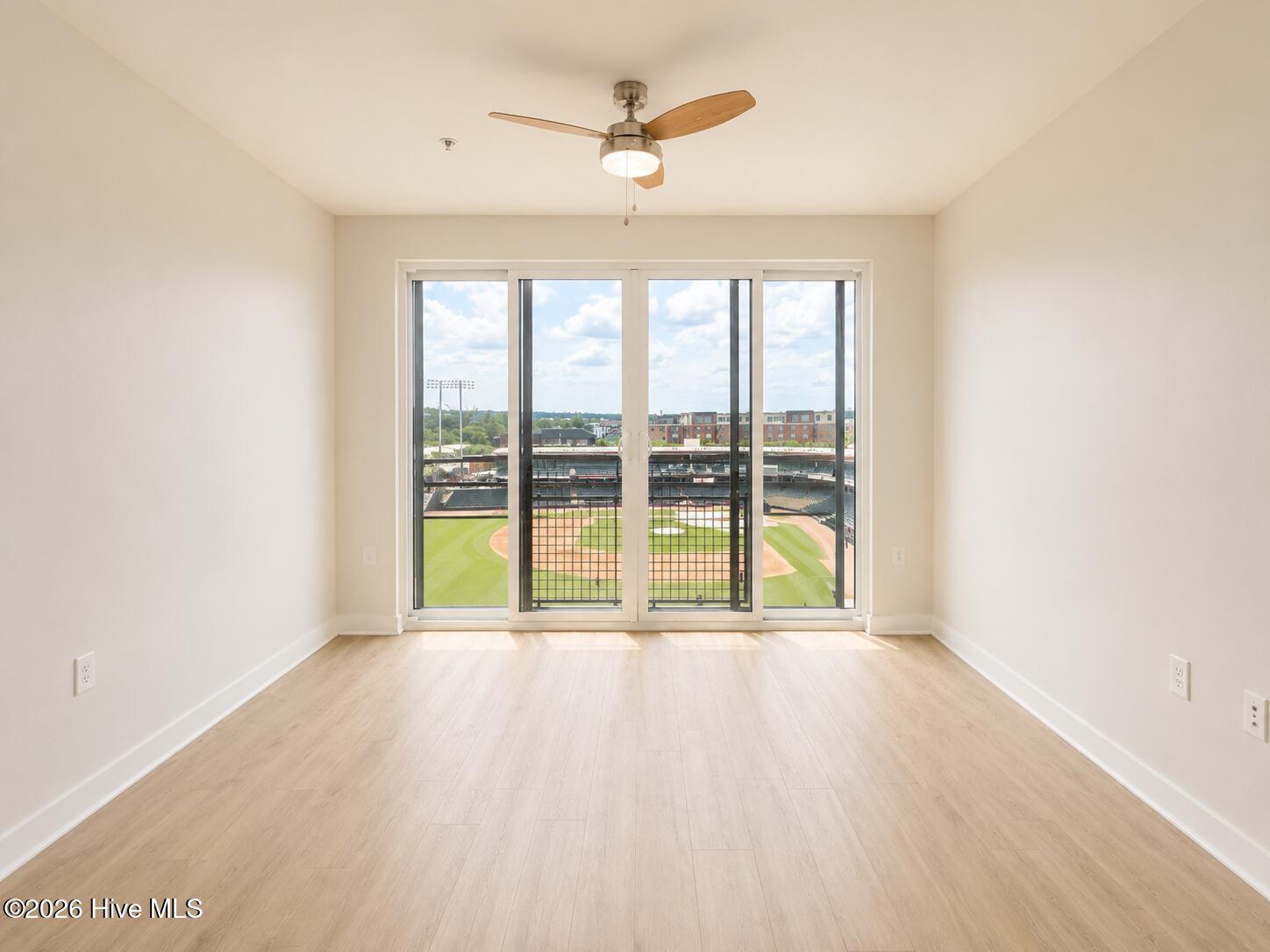 111 Railroad Avenue 604 Property Photo 8