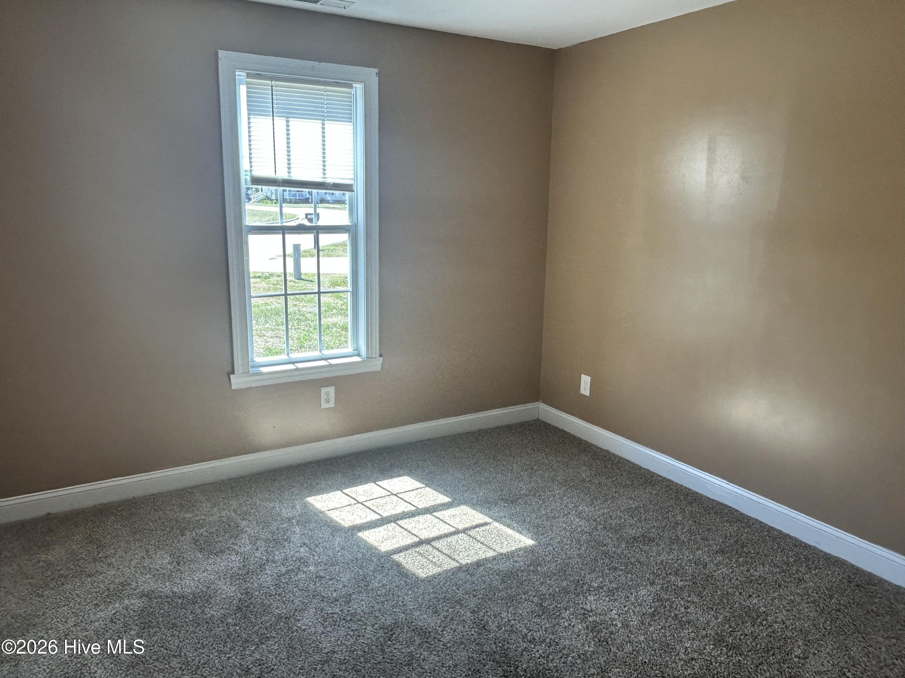 2016 Creek Road Property Photo 8
