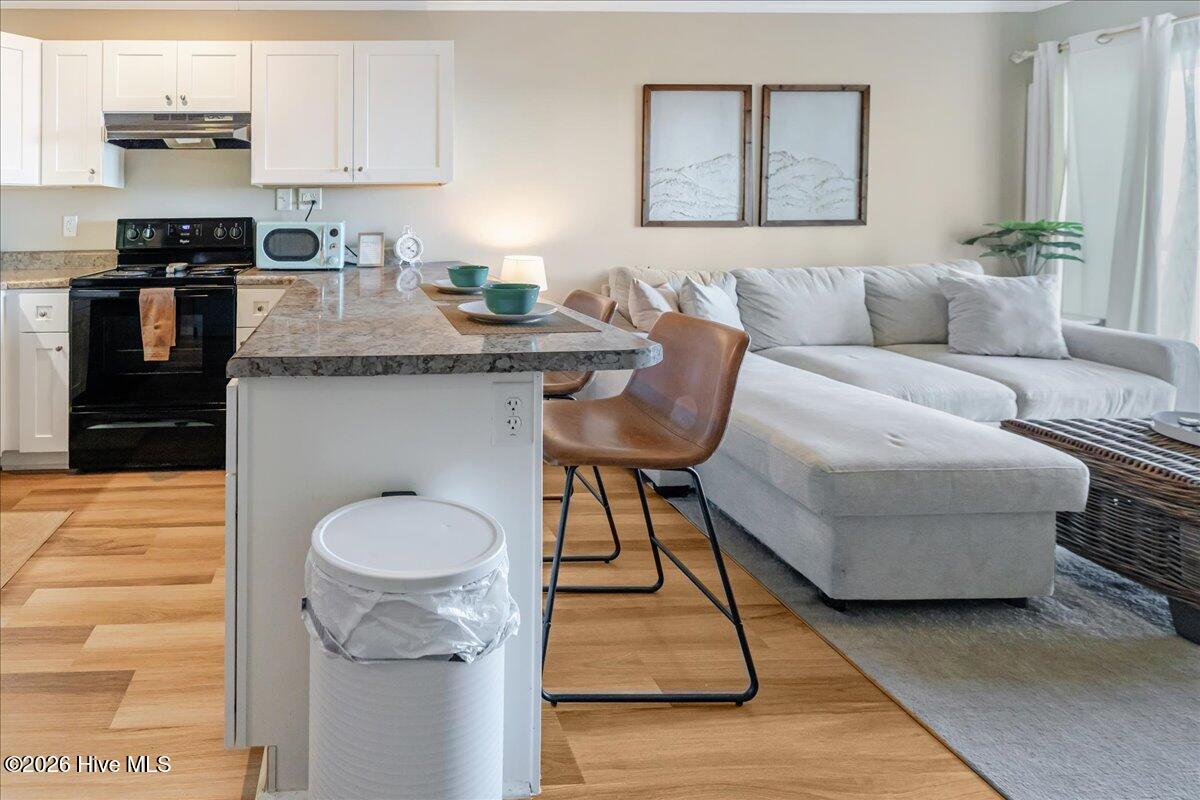 2250 New River Inlet Road Unit 114 Property Photo 24