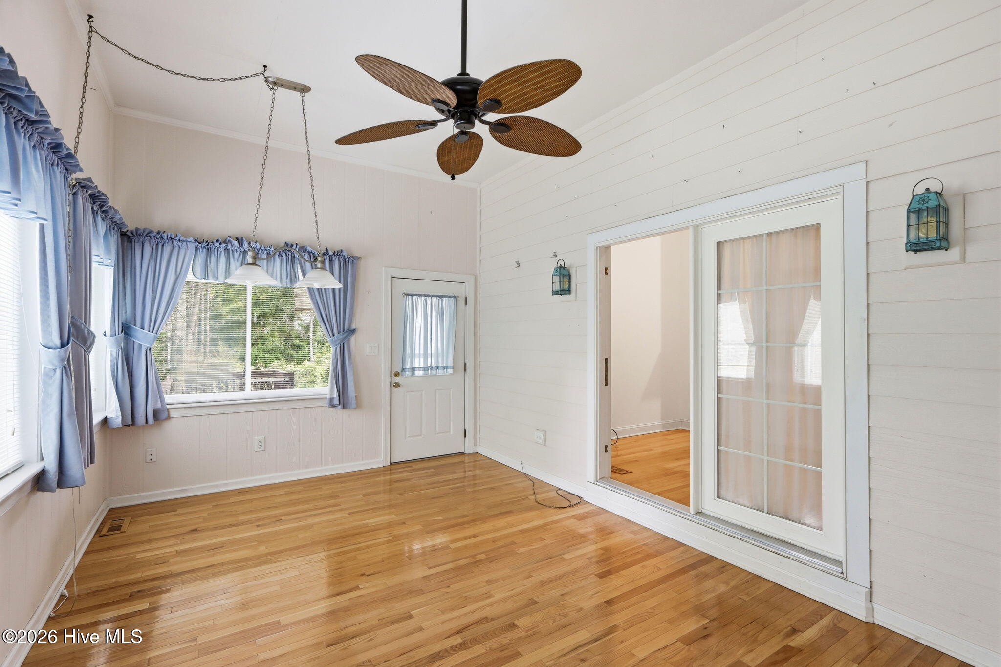105 Pine Bluff Drive Property Photo 23