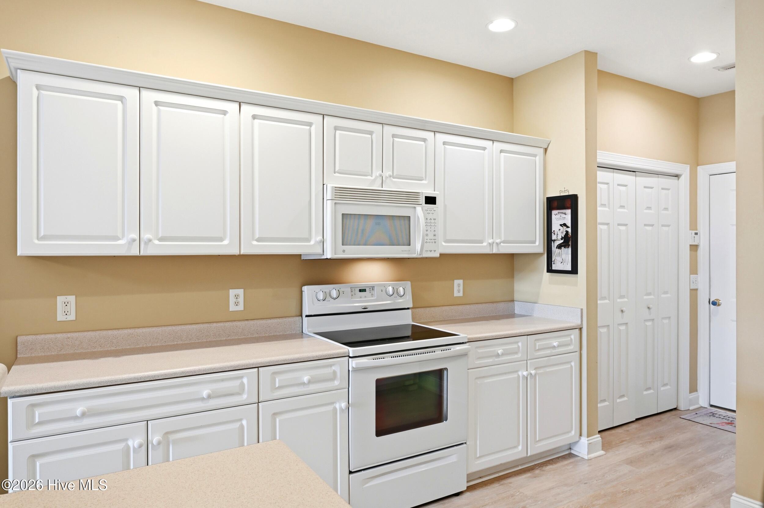 4325 Ashley Park Drive Property Photo 11