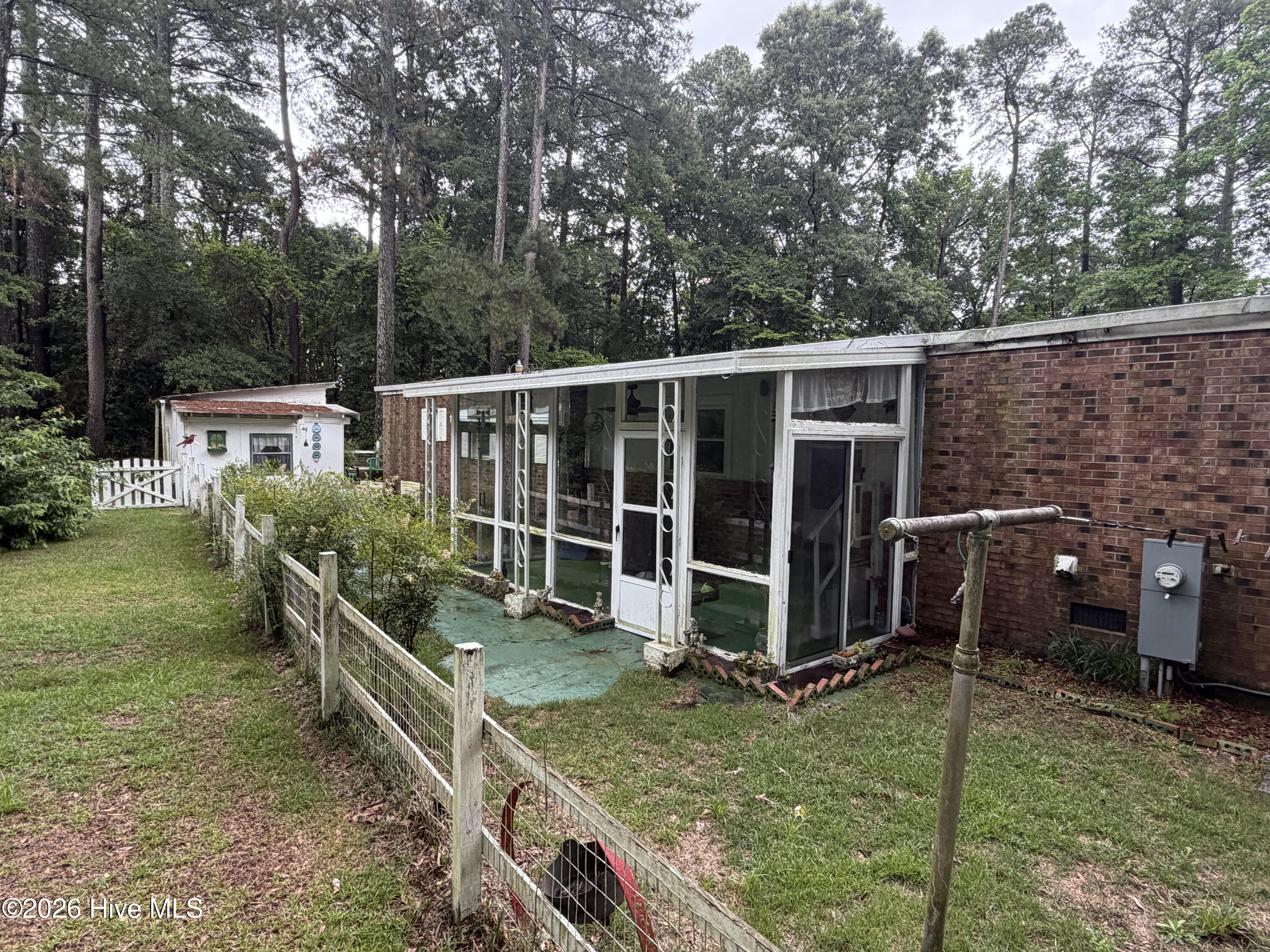 402 Pelletier Street Property Photo 8