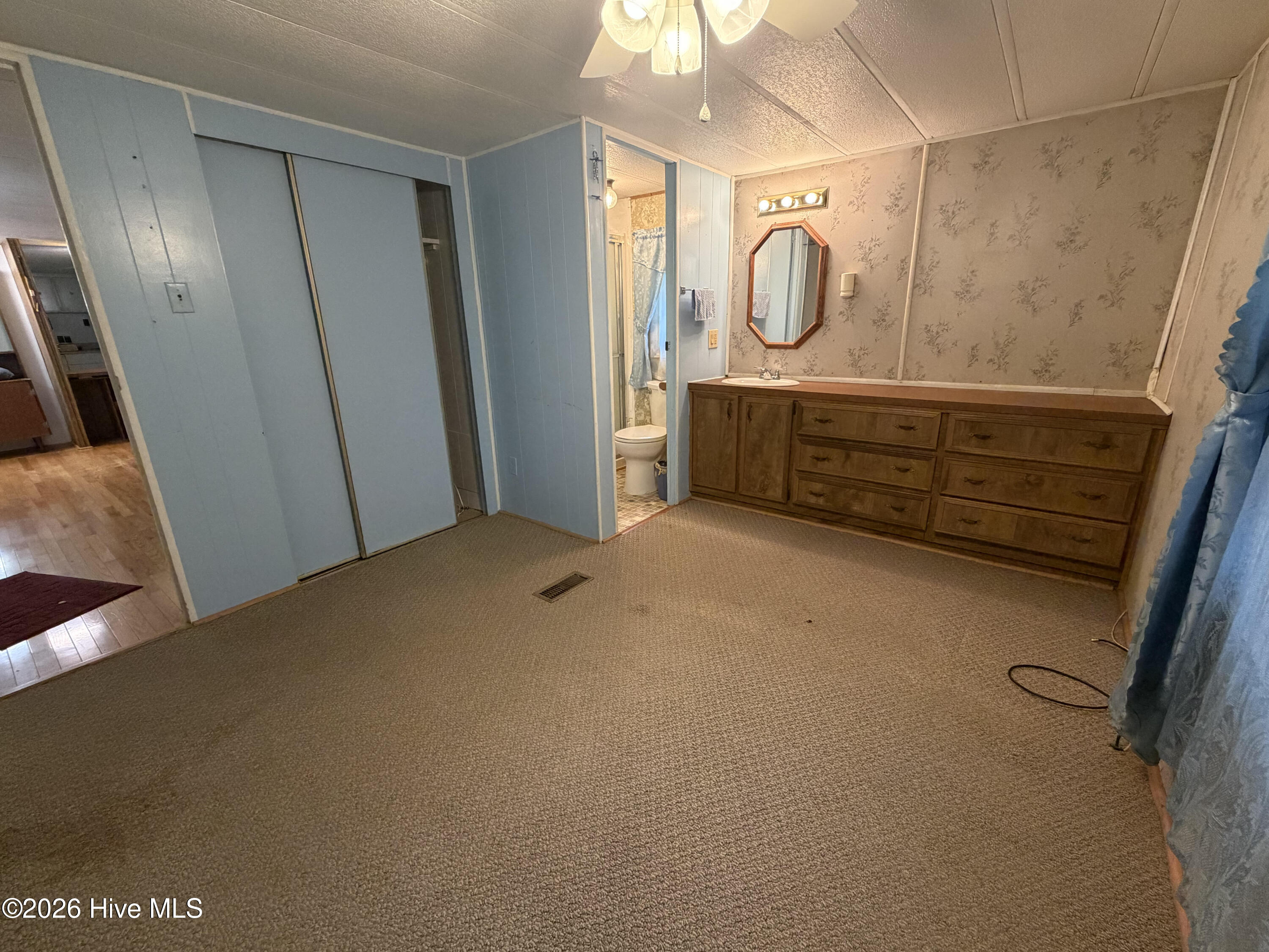 402 Pelletier Street Property Photo 18