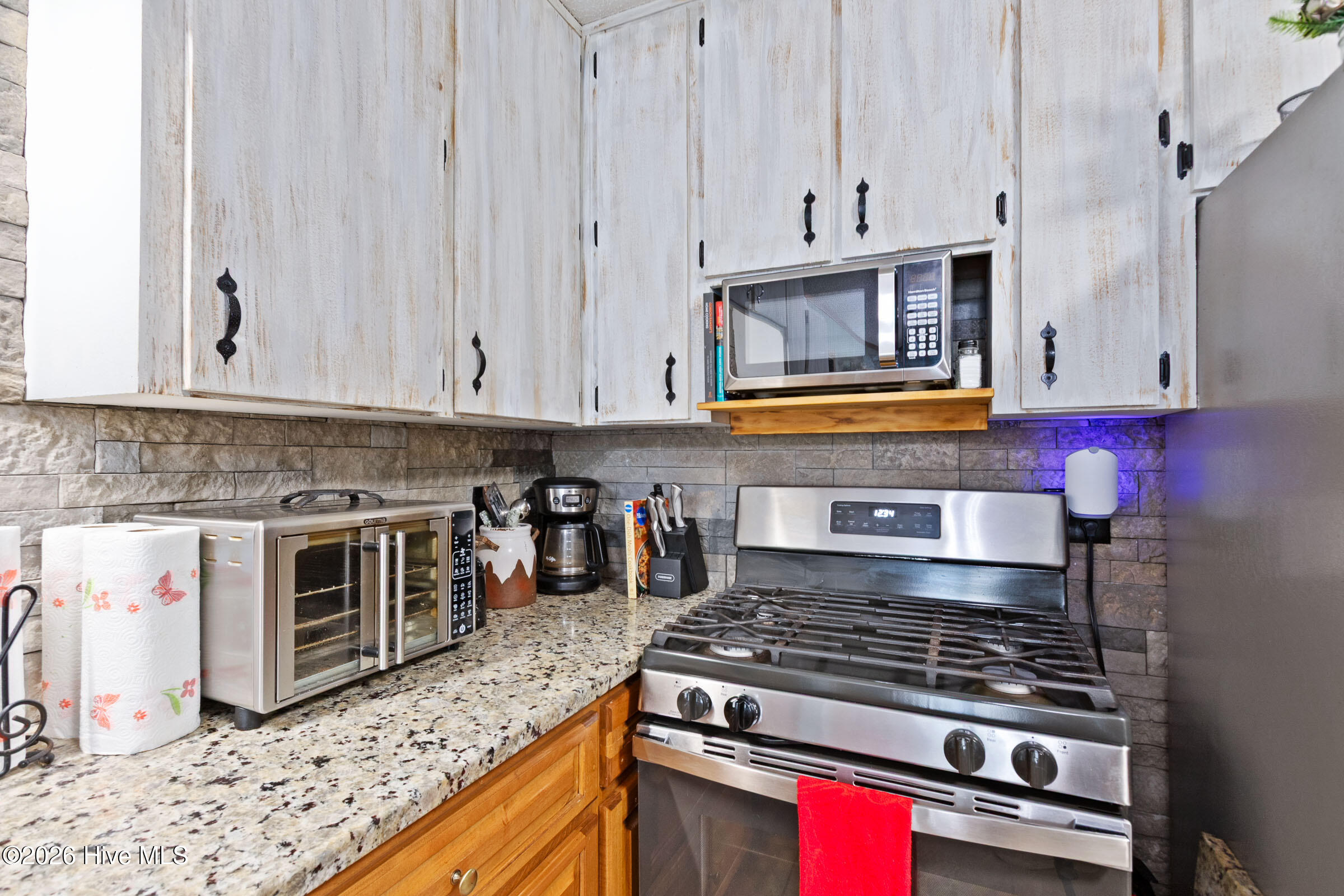 349 Chalet Circle Property Photo 8