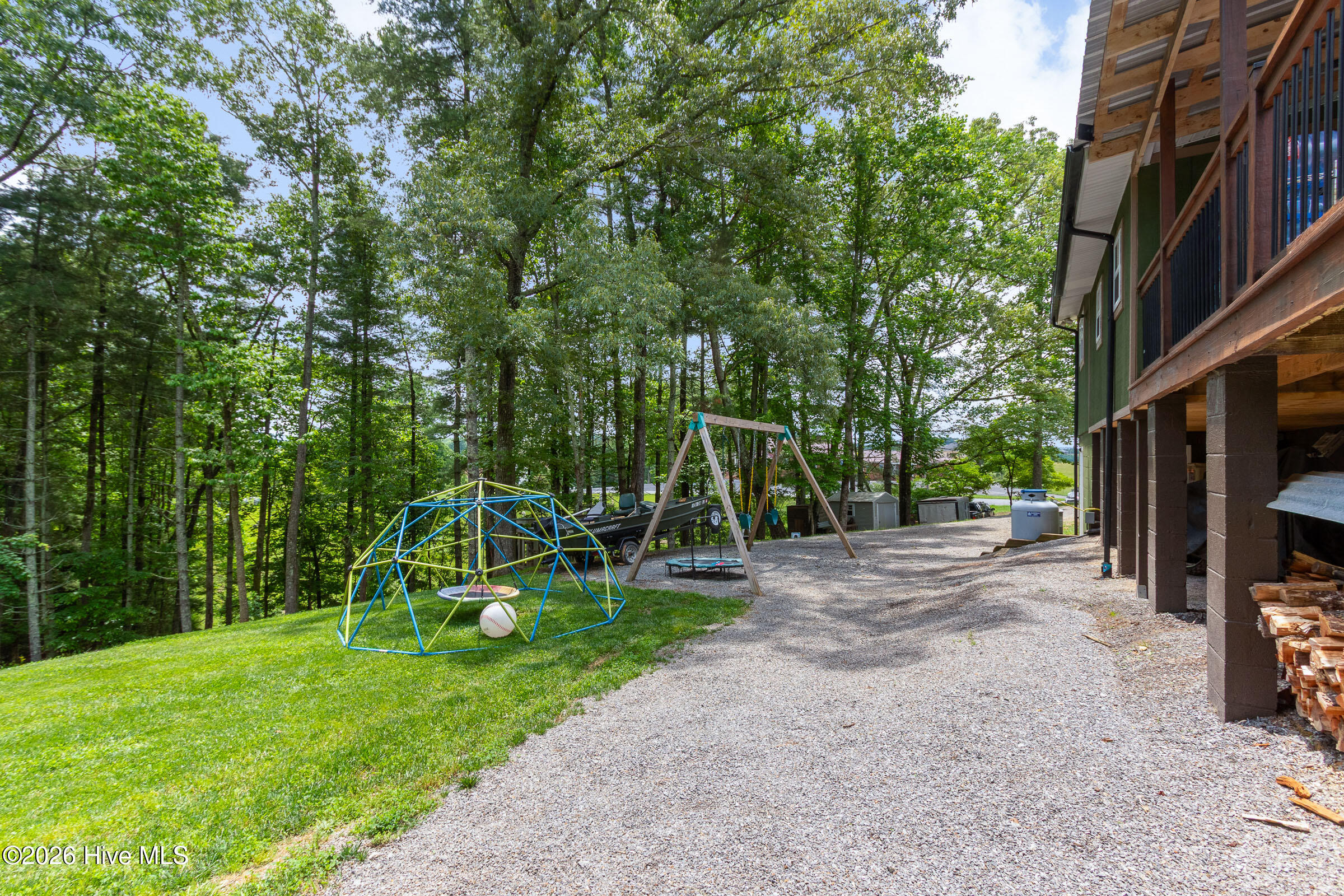 349 Chalet Circle Property Photo 32