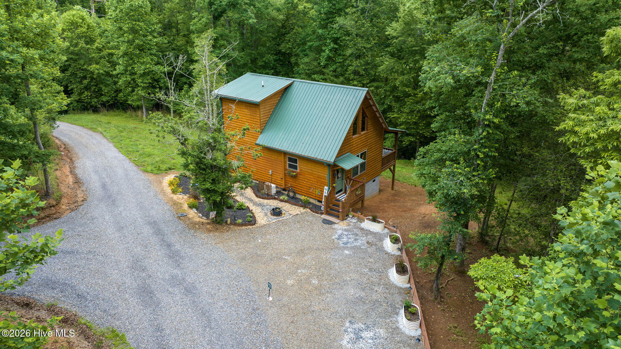 680 Deerfield Drive Property Photo 4
