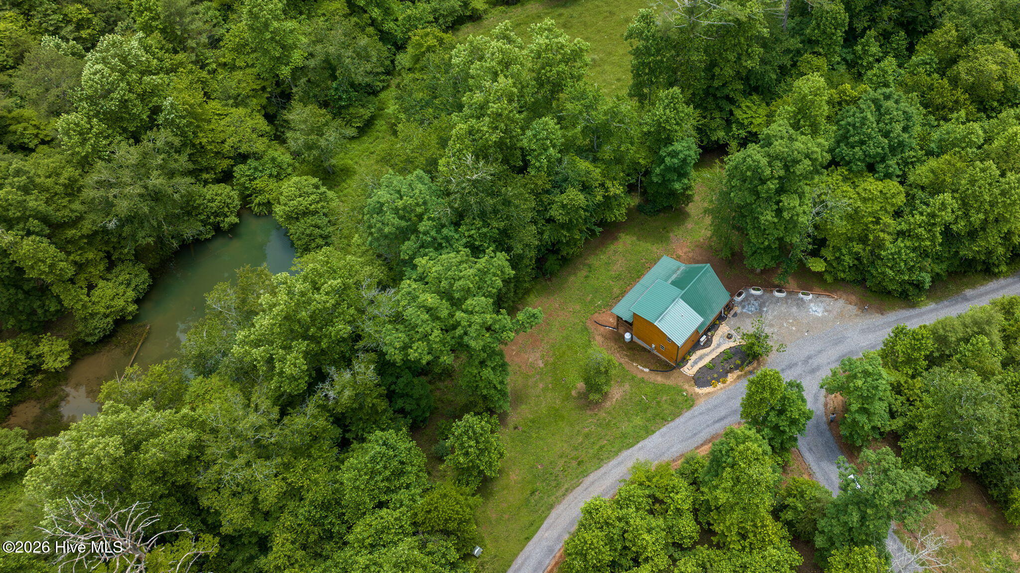 680 Deerfield Drive Property Photo 6