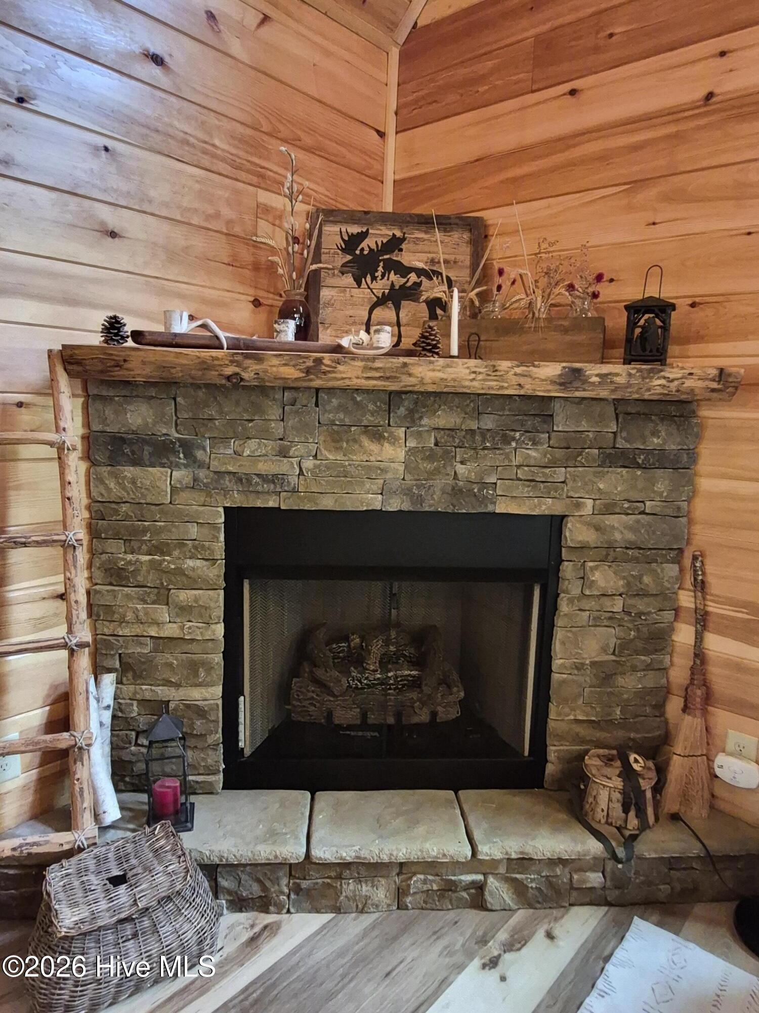 680 Deerfield Drive Property Photo 25