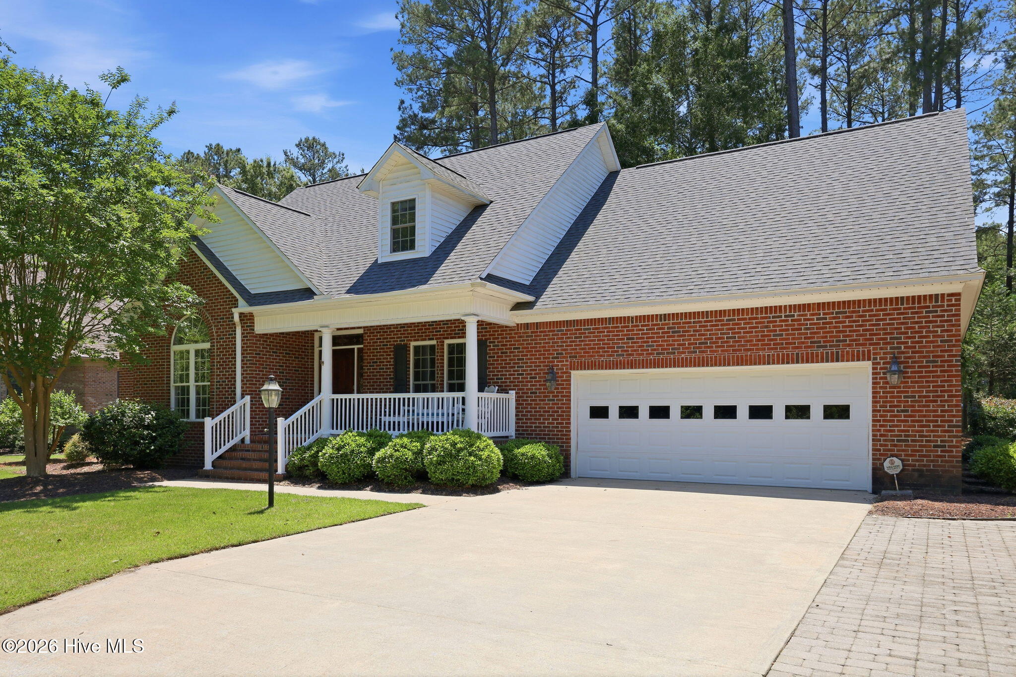 404 Cypress Landing Trail Property Photo 3