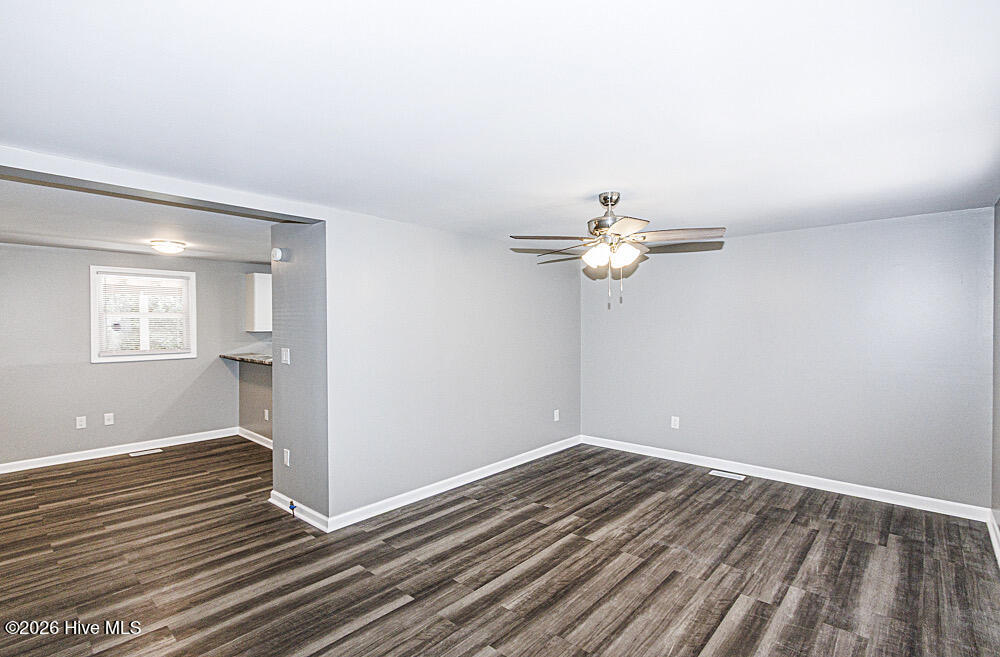 5156 Joe Ellen Road Property Photo 5