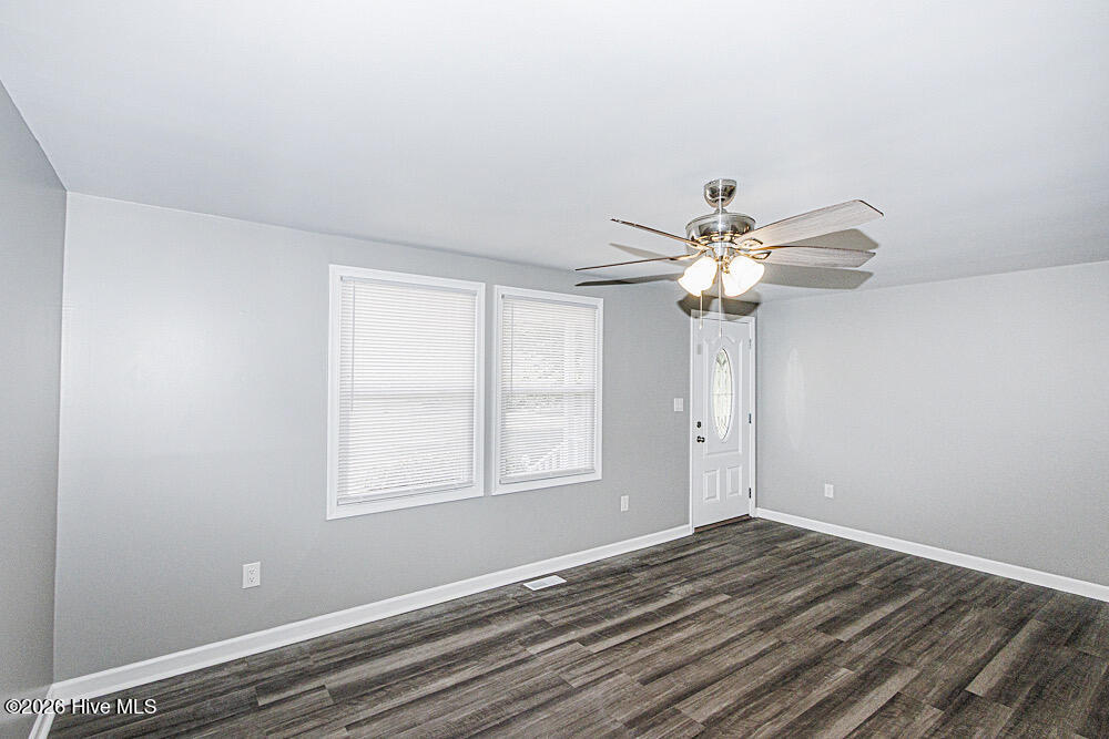 5156 Joe Ellen Road Property Photo 9