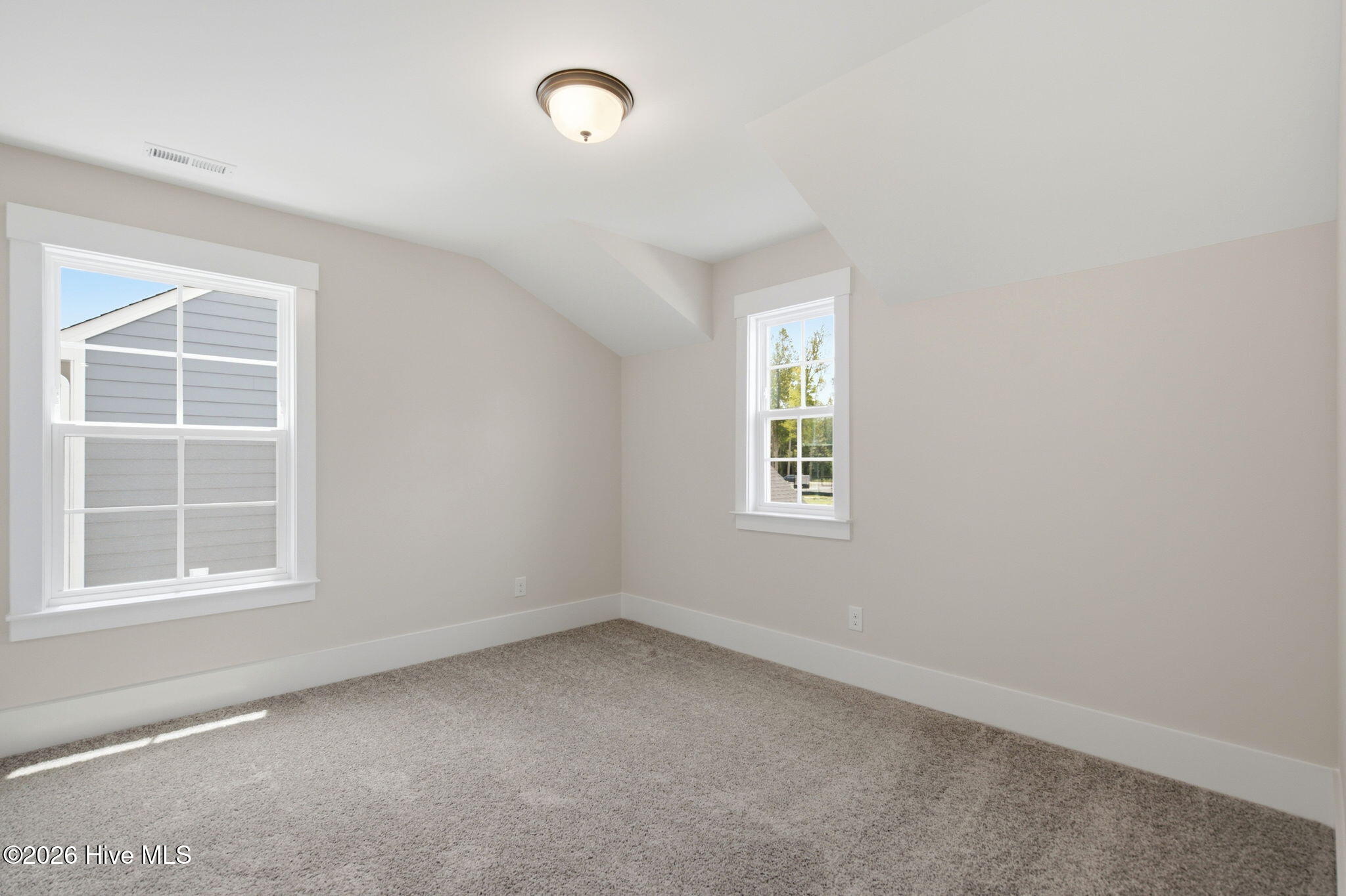 1024 Doe Place Property Photo 26