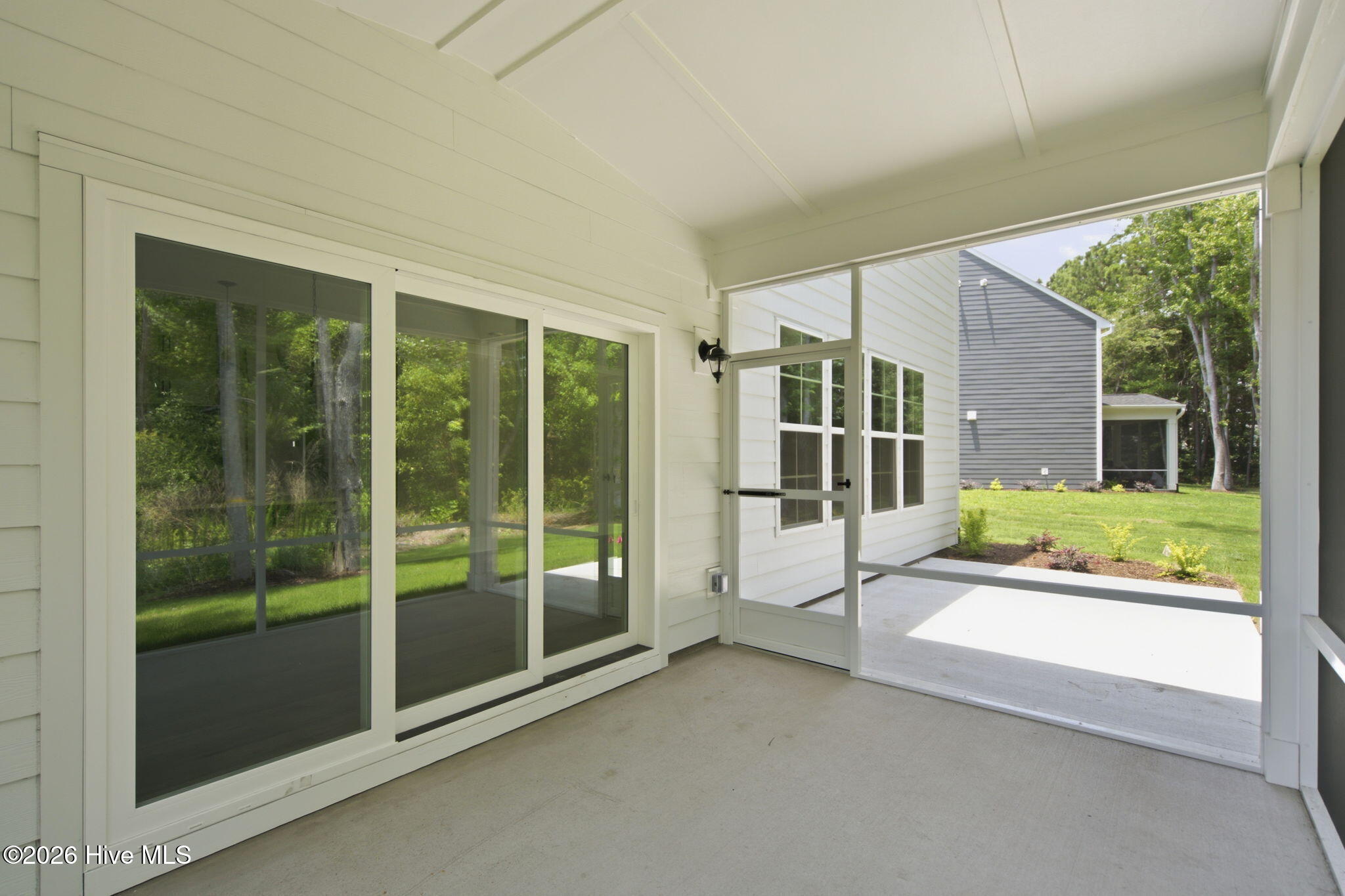 1024 Doe Place Property Photo 45