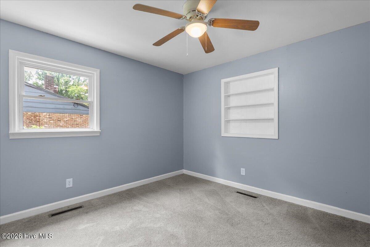 111 S Sycamore Street Property Photo 12