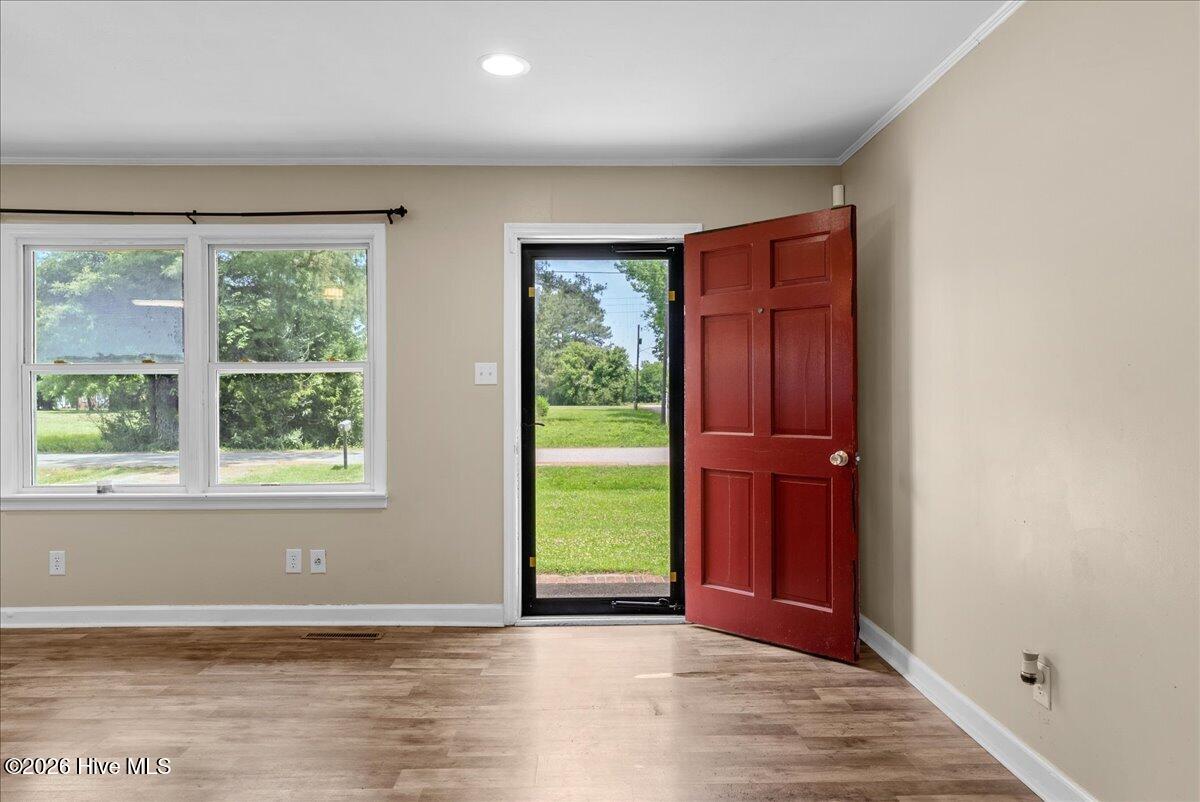 111 S Sycamore Street Property Photo 17