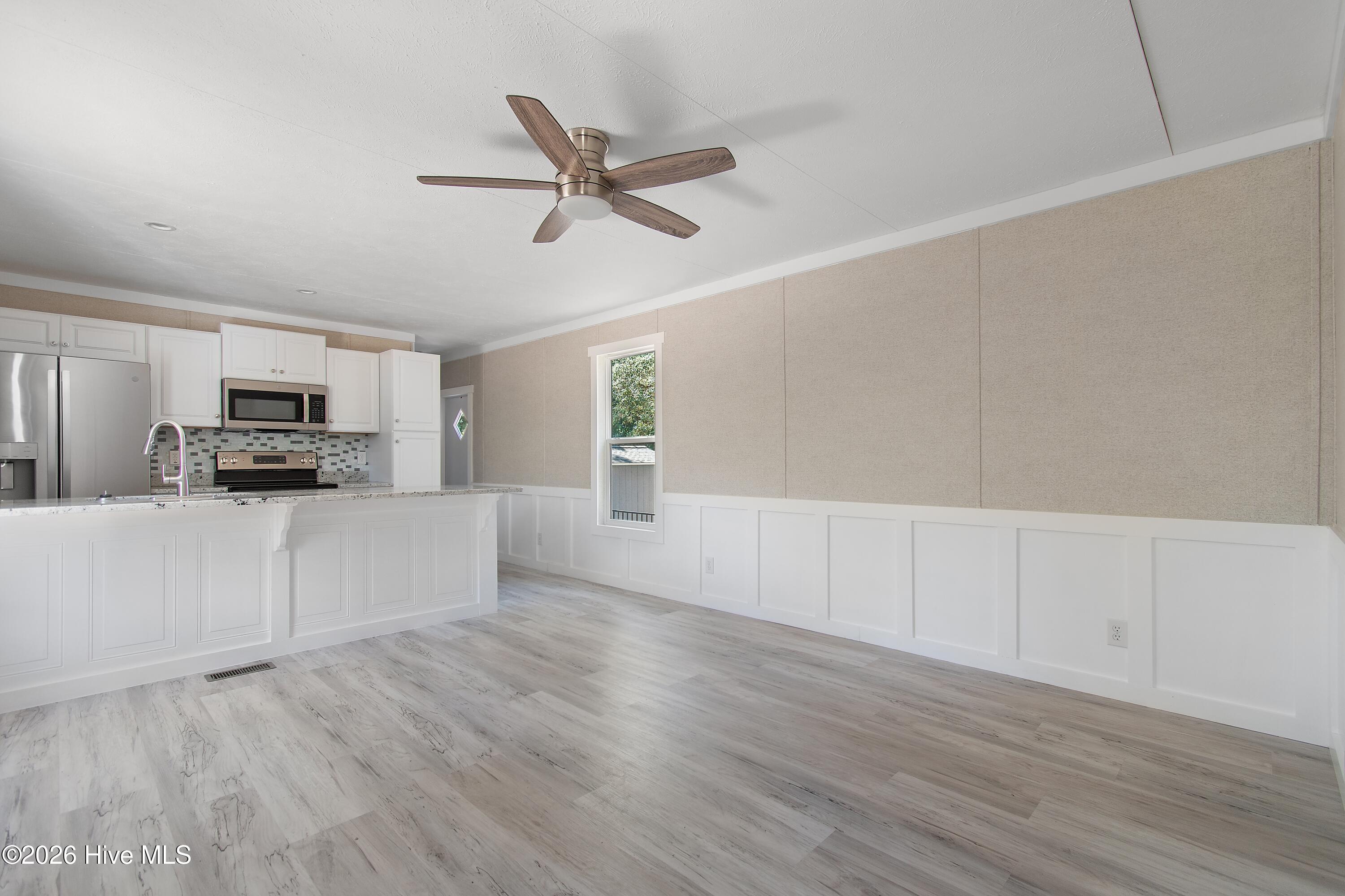 2740 Ocean View Avenue Sw Property Photo 7