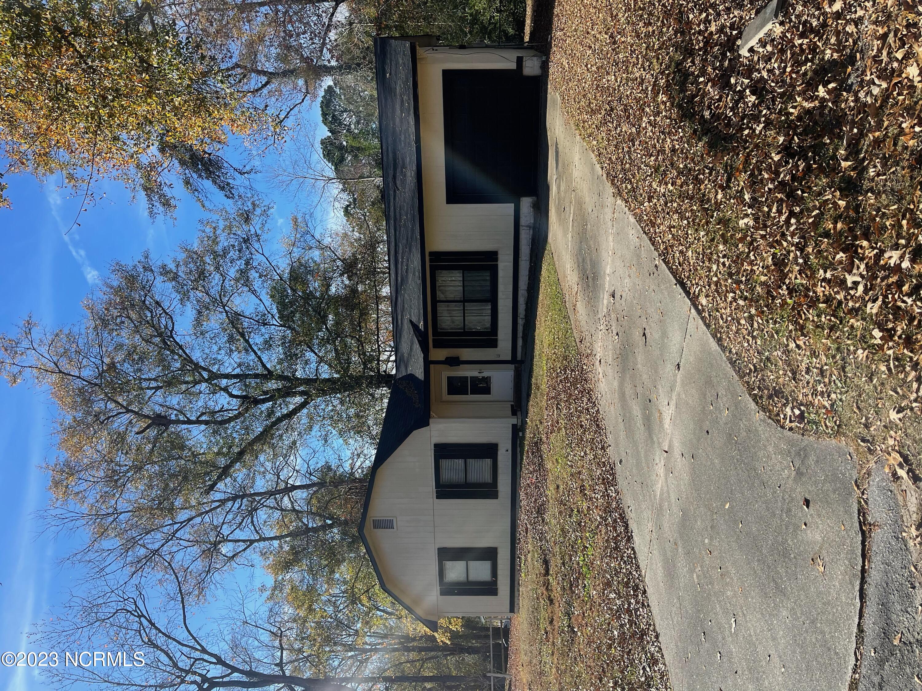 1002 Stillwood Circle Property Photo 1