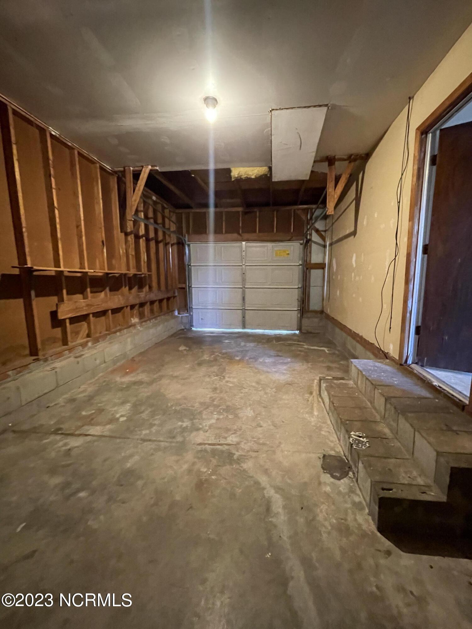 1002 Stillwood Circle Property Photo 6