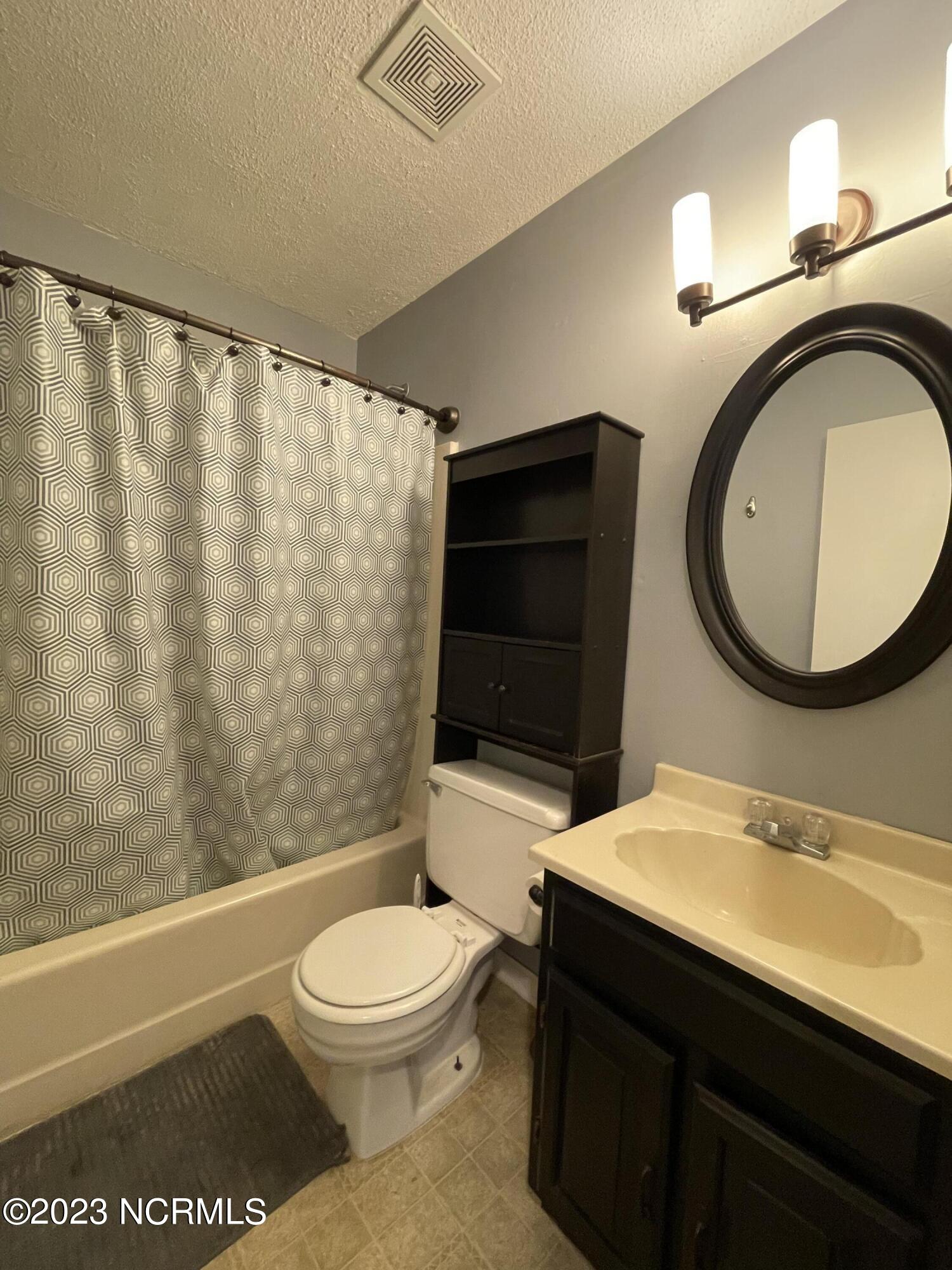 1002 Stillwood Circle Property Photo 8