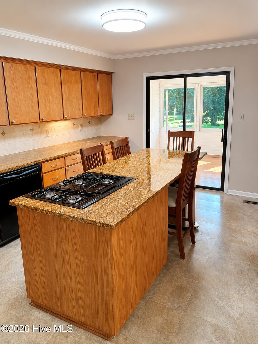 4501 W Fairway Drive Property Photo 9