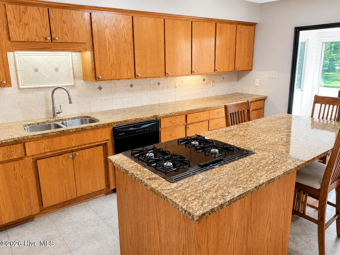 4501 W Fairway Drive Property Photo 10