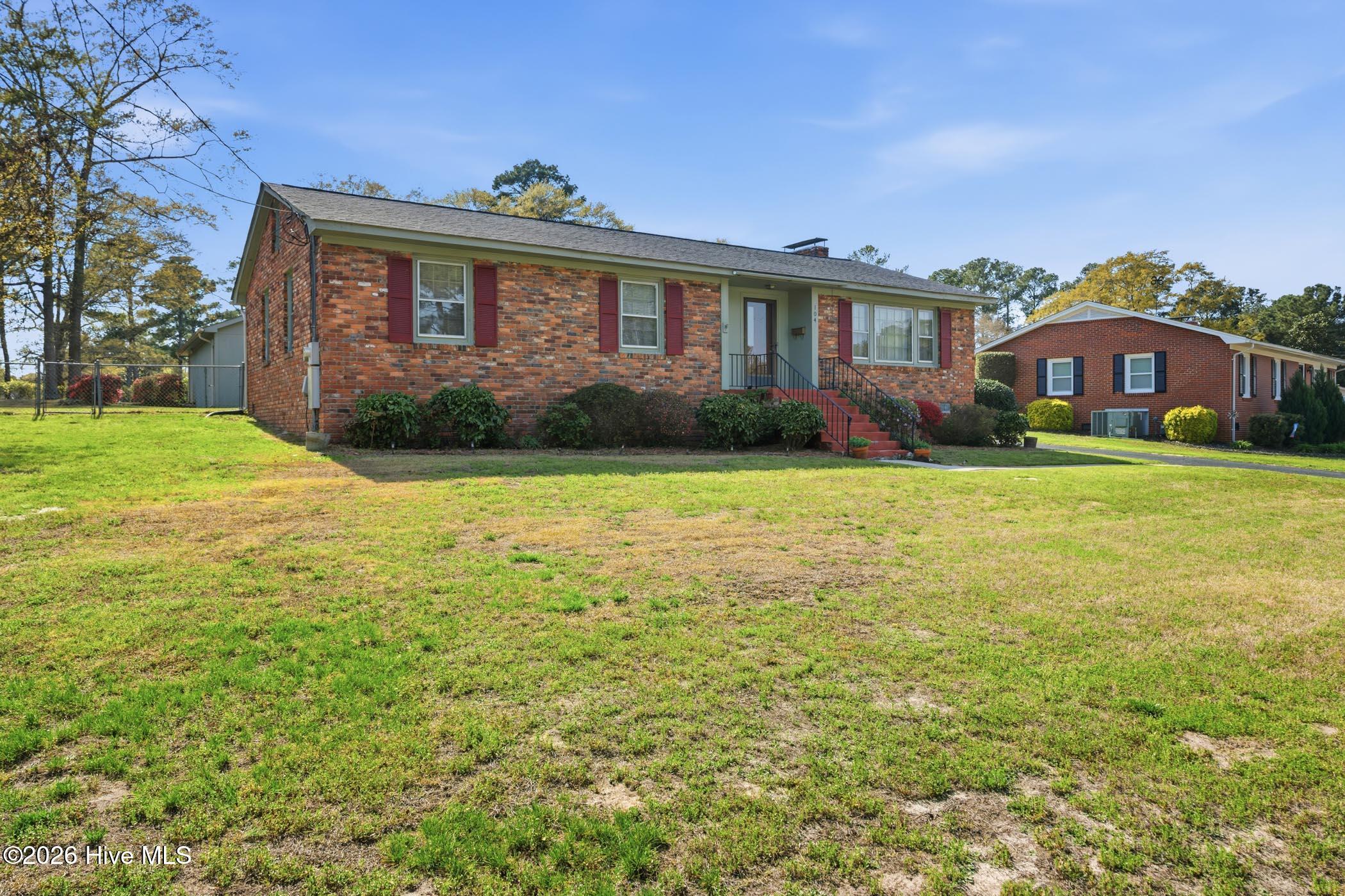 104 Mcdonald Drive Property Photo 2