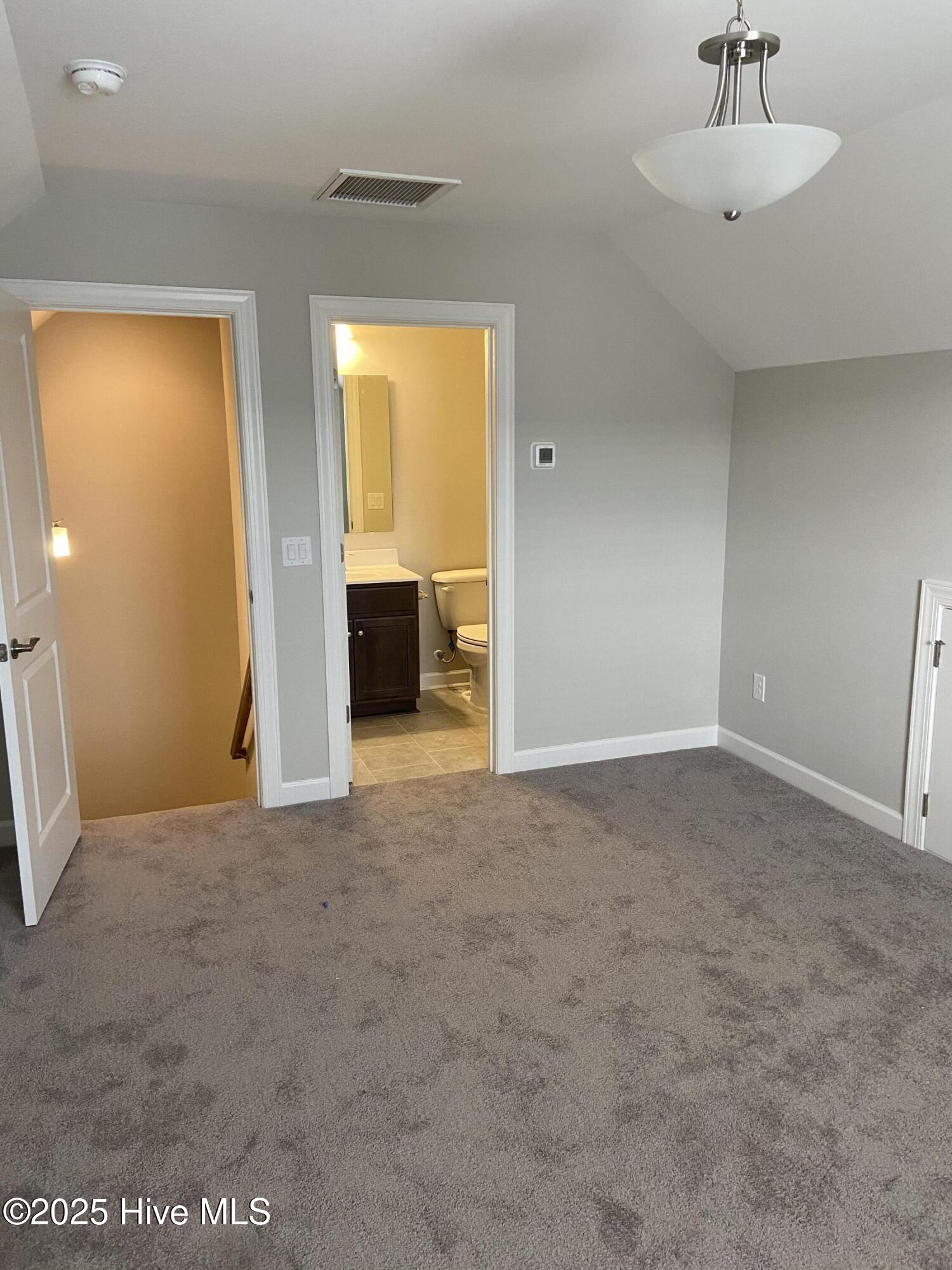 5872 Park West Circle Property Photo 24