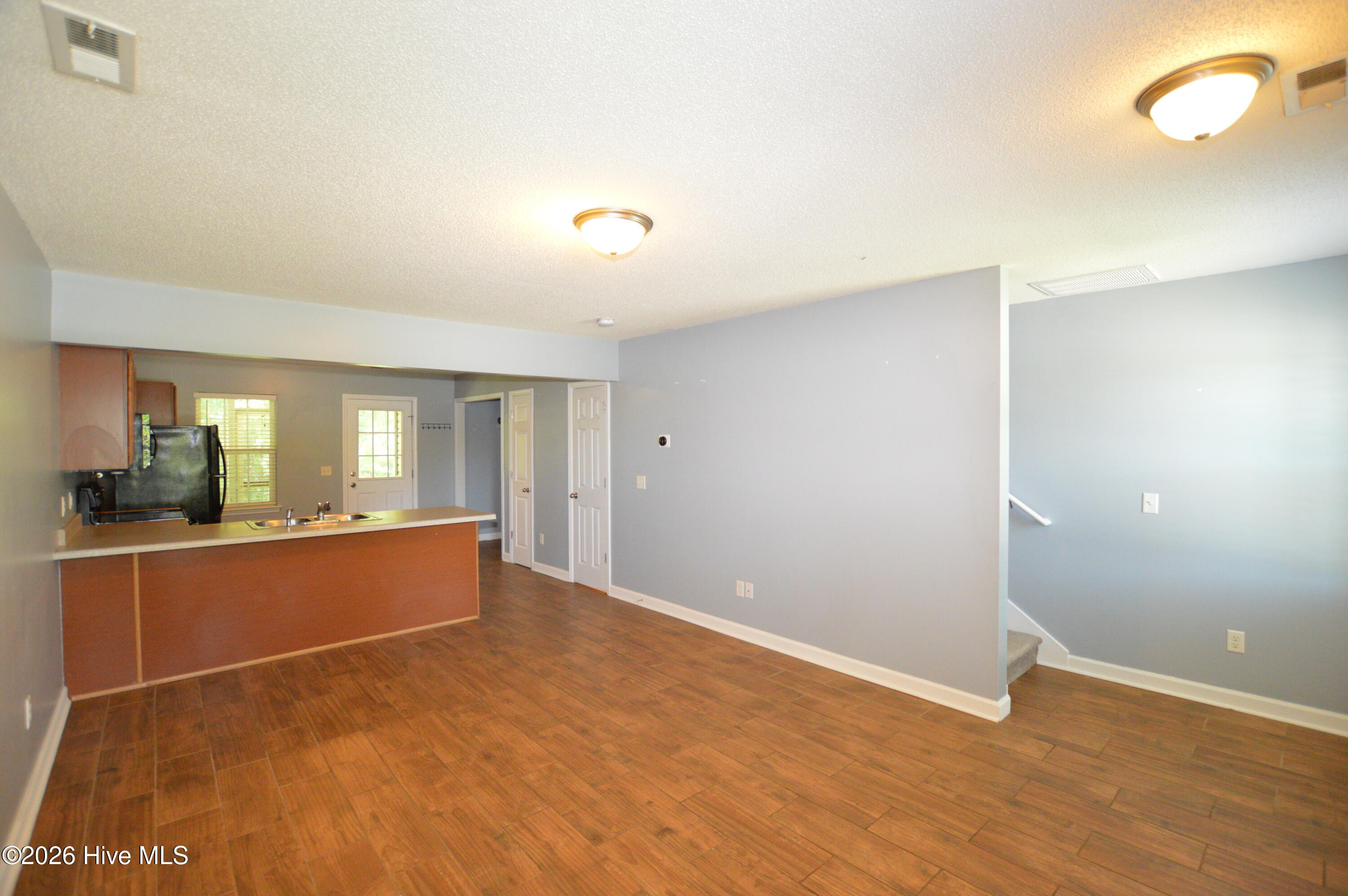 304 Burley Drive Unit 2 Property Photo 4
