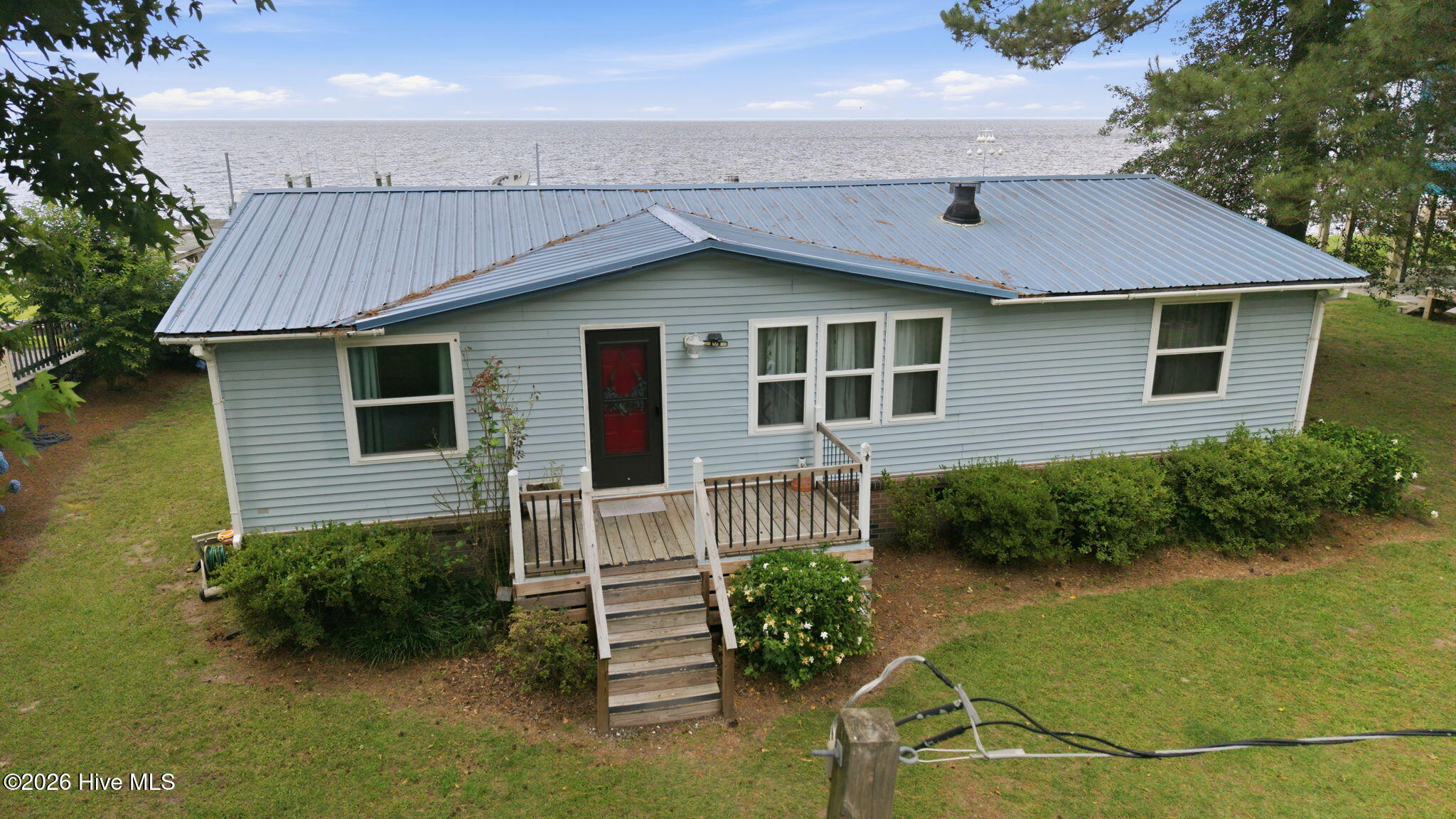 133 Rhodes Haven Drive Property Photo 1