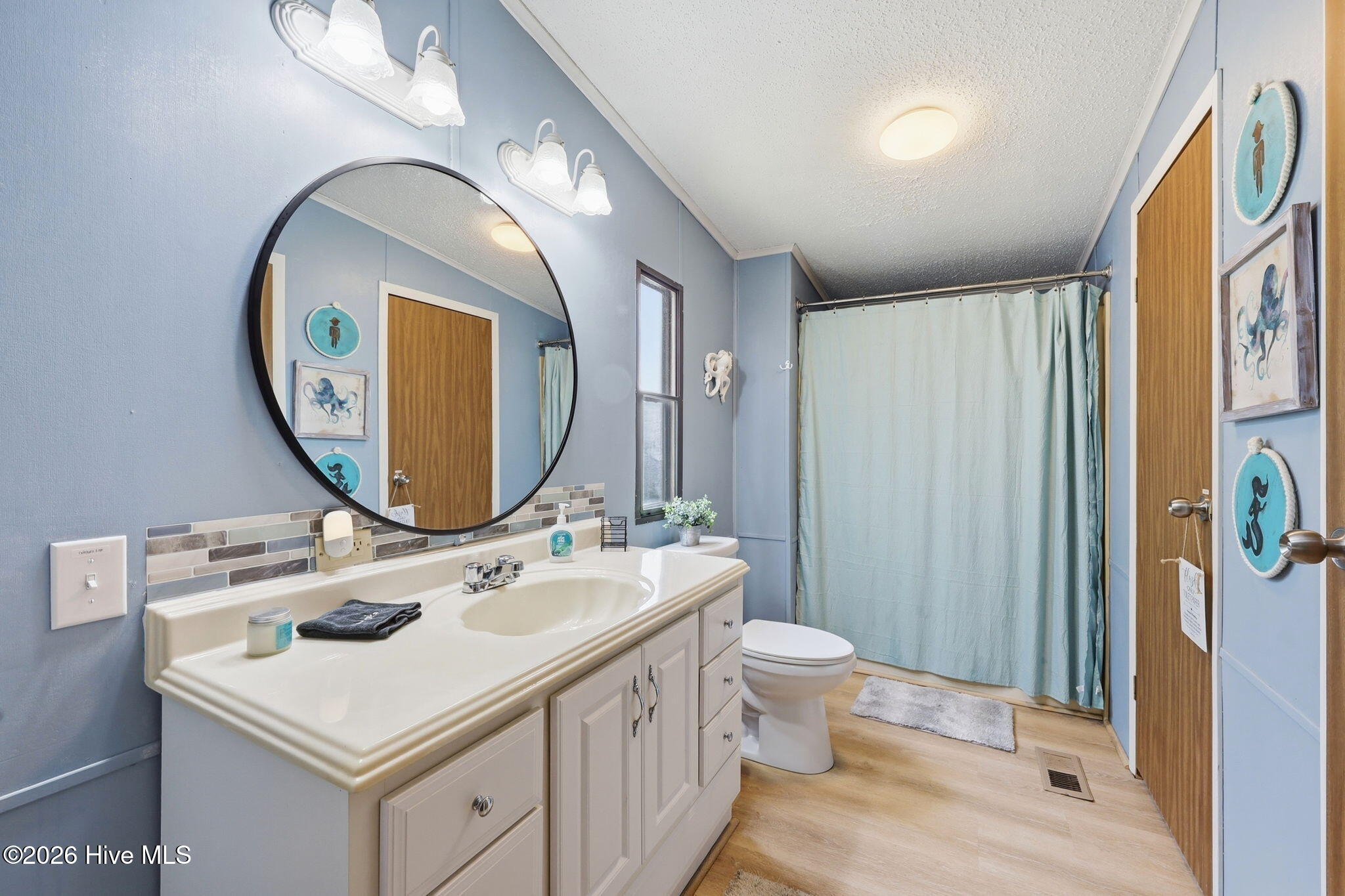 133 Rhodes Haven Drive Property Photo 18