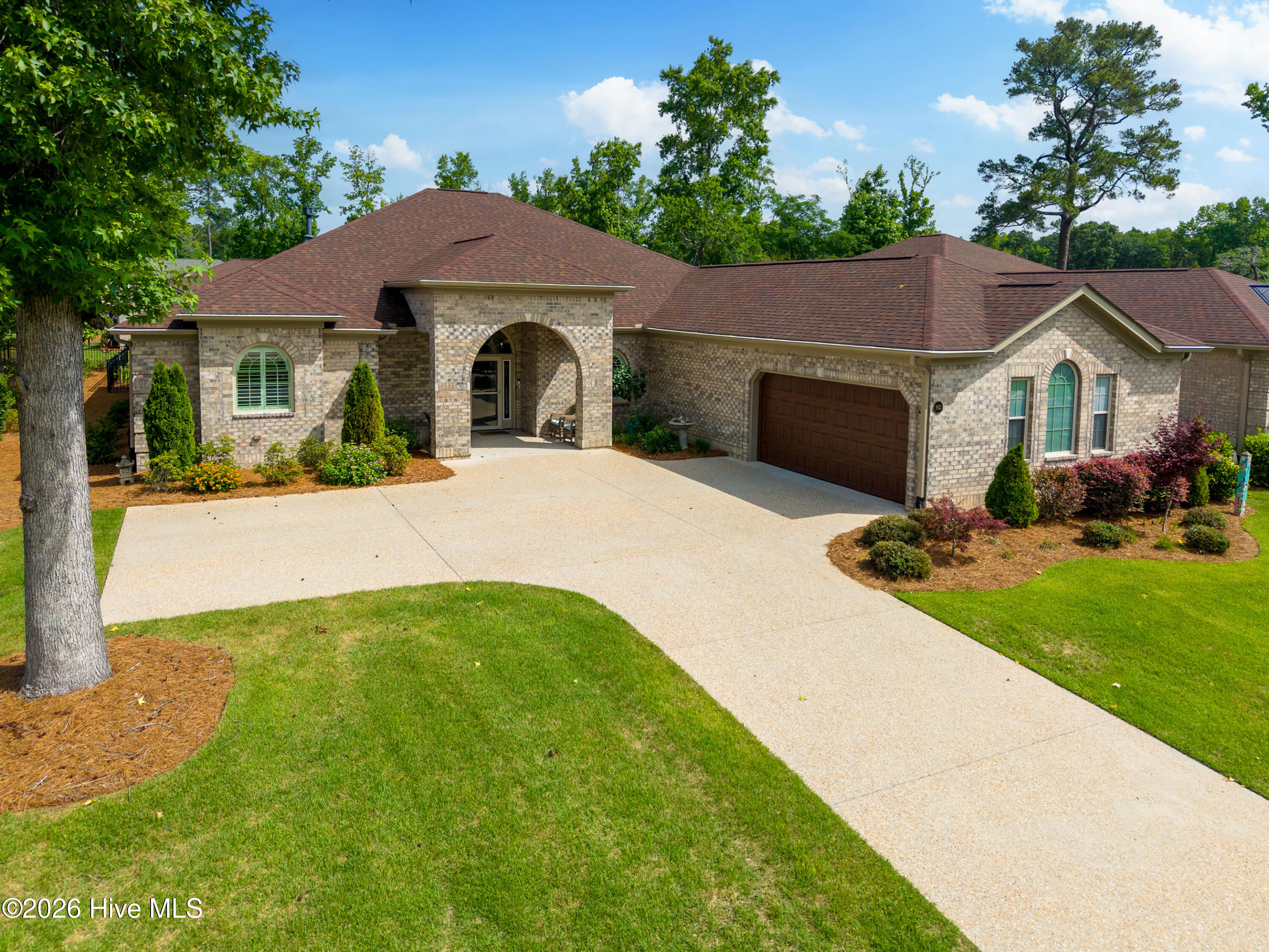 952 Jenoa Loop Property Photo 1