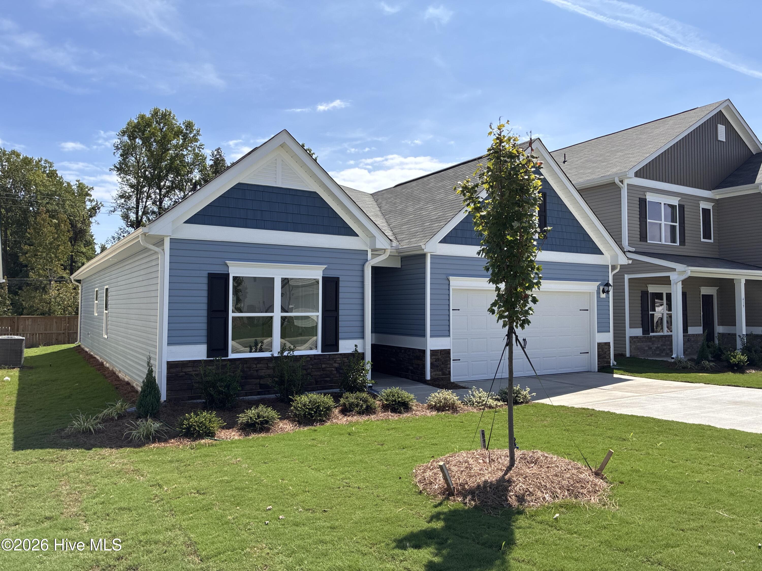 413 Barter Drive Property Photo 3