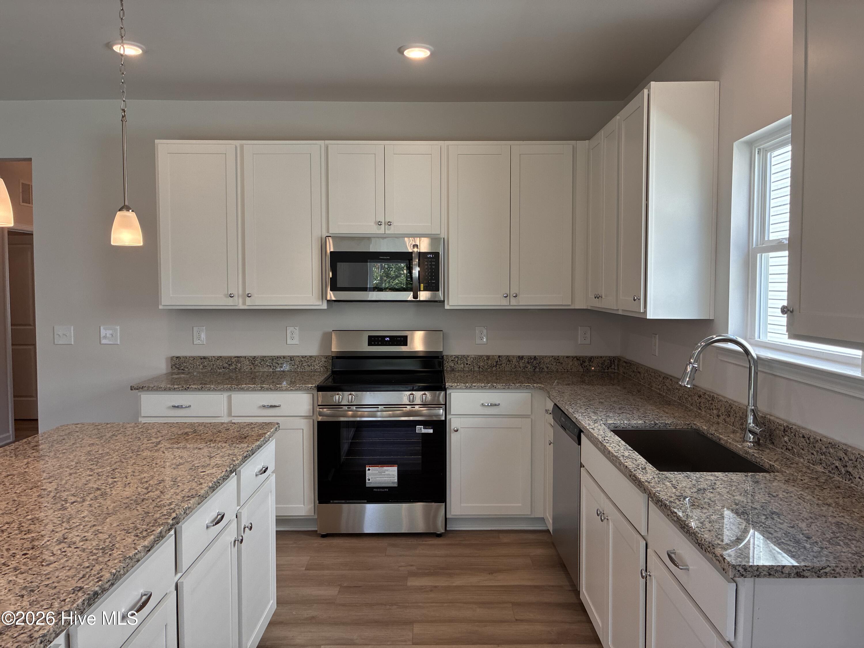 413 Barter Drive Property Photo 8