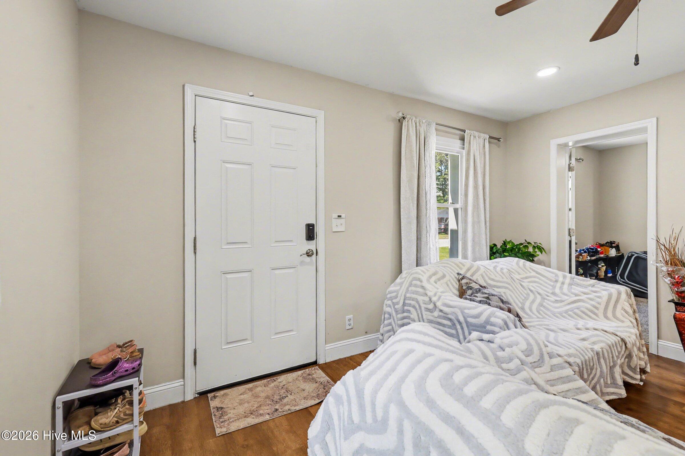 518 E Townsend Street Property Photo 6