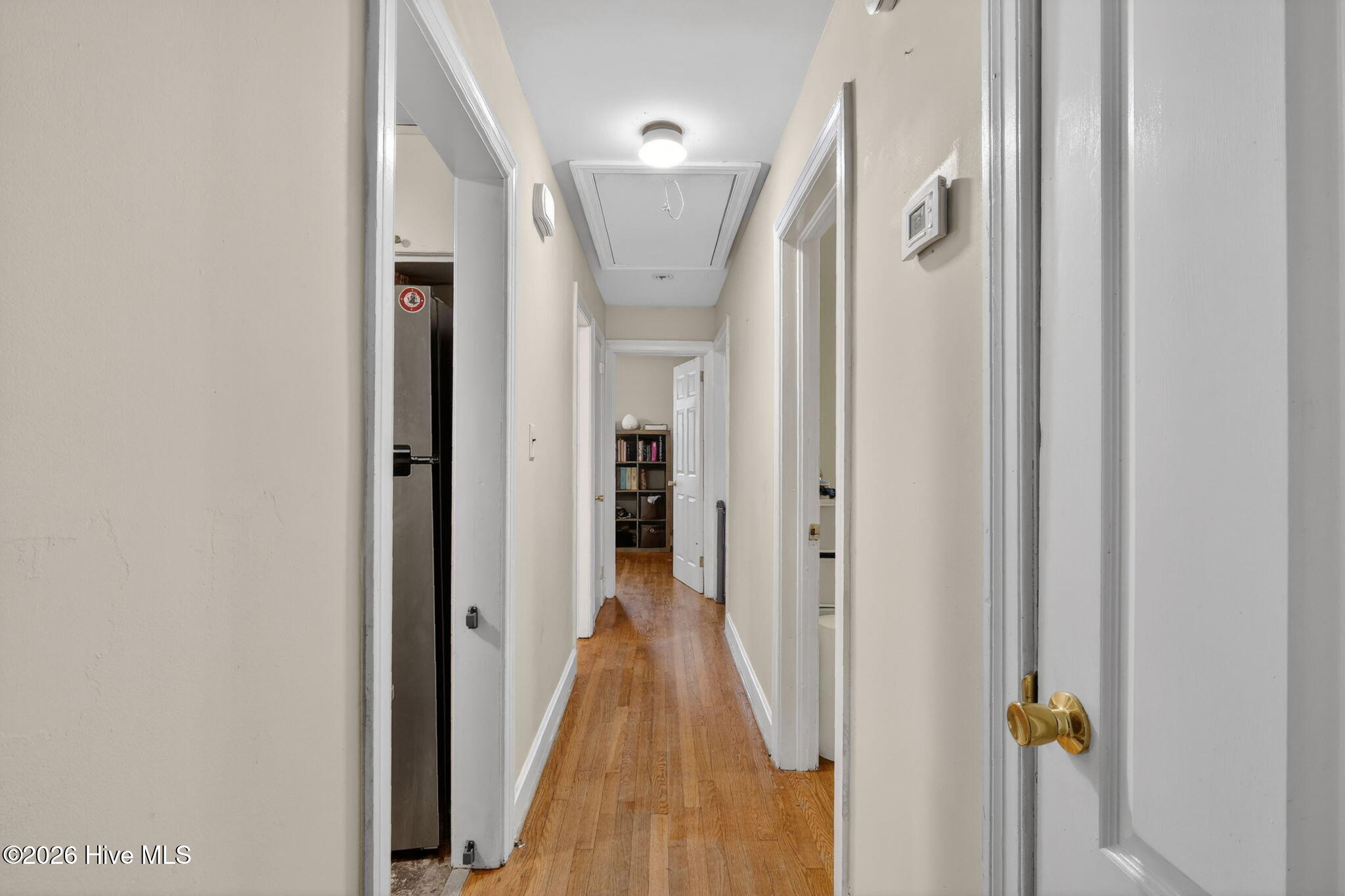 2208 Imperial Avenue E Property Photo 7