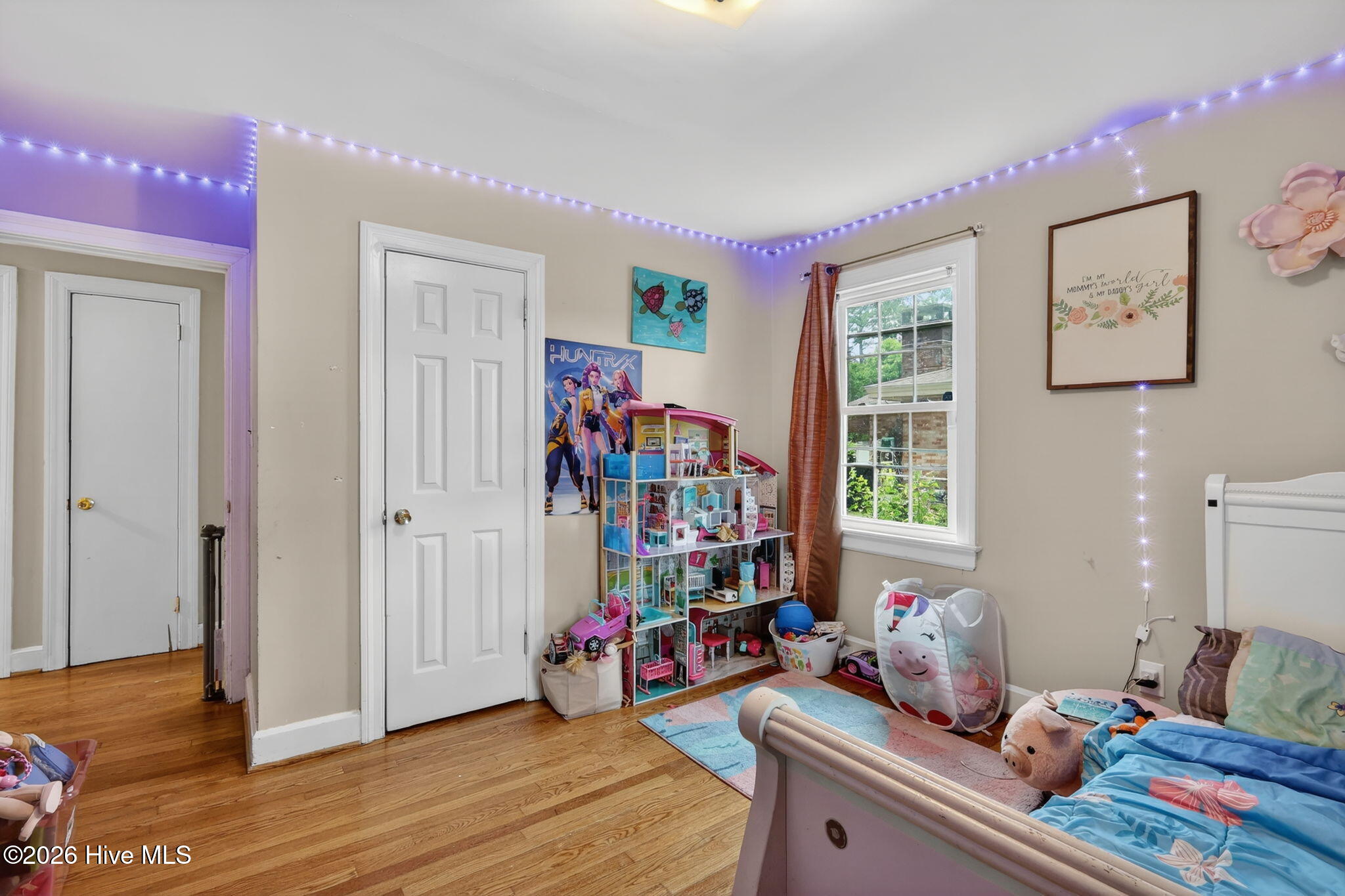 2208 Imperial Avenue E Property Photo 11