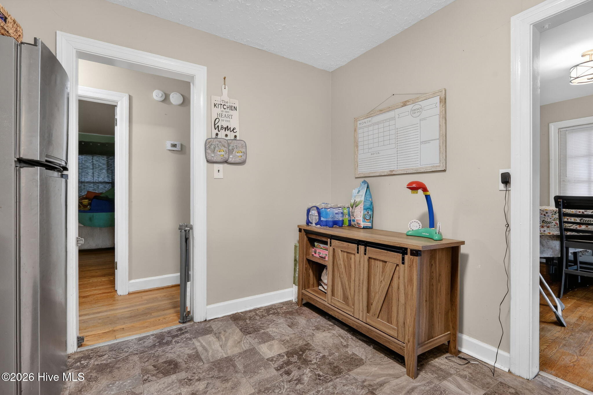 2208 Imperial Avenue E Property Photo 17