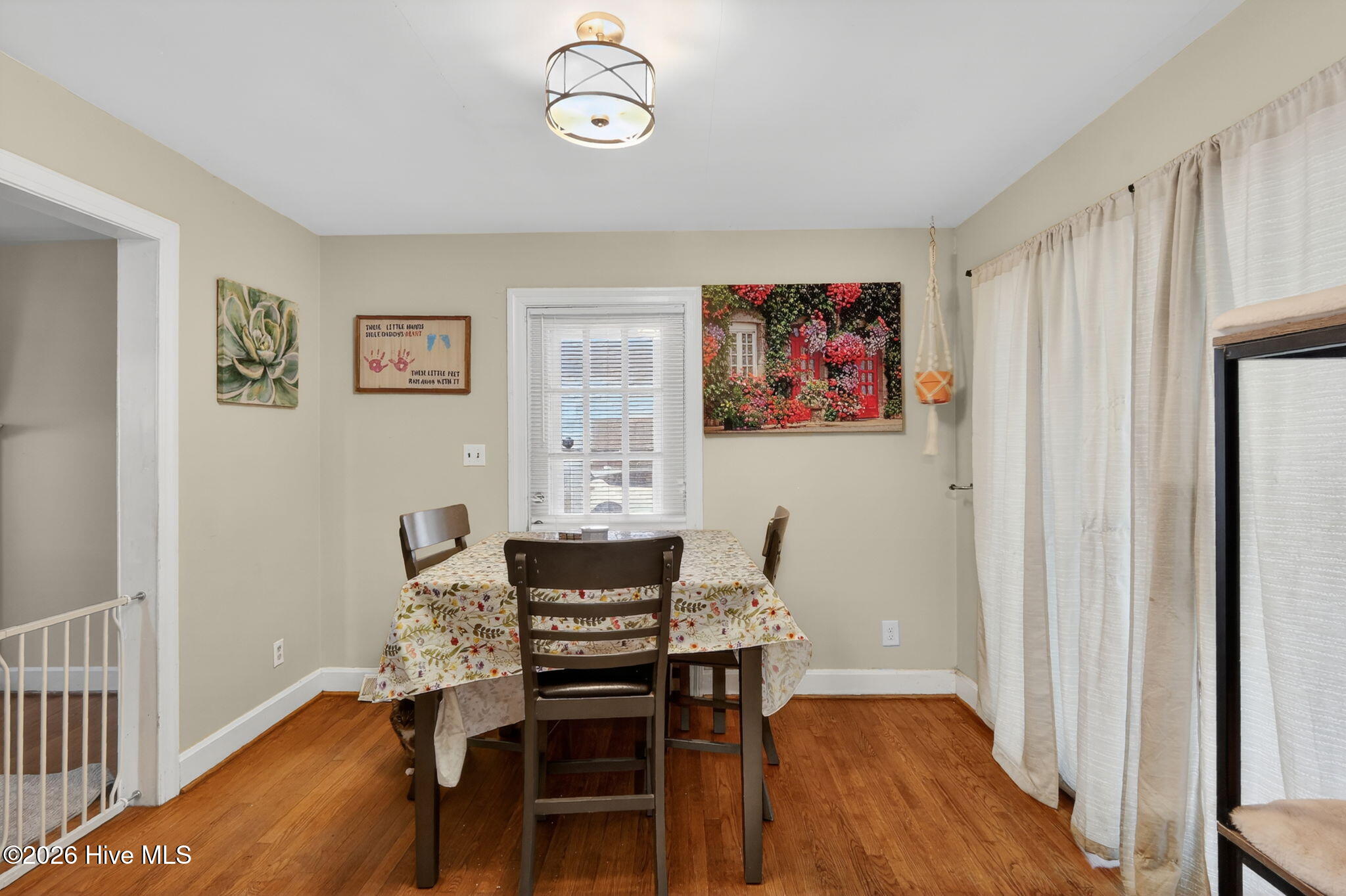 2208 Imperial Avenue E Property Photo 19