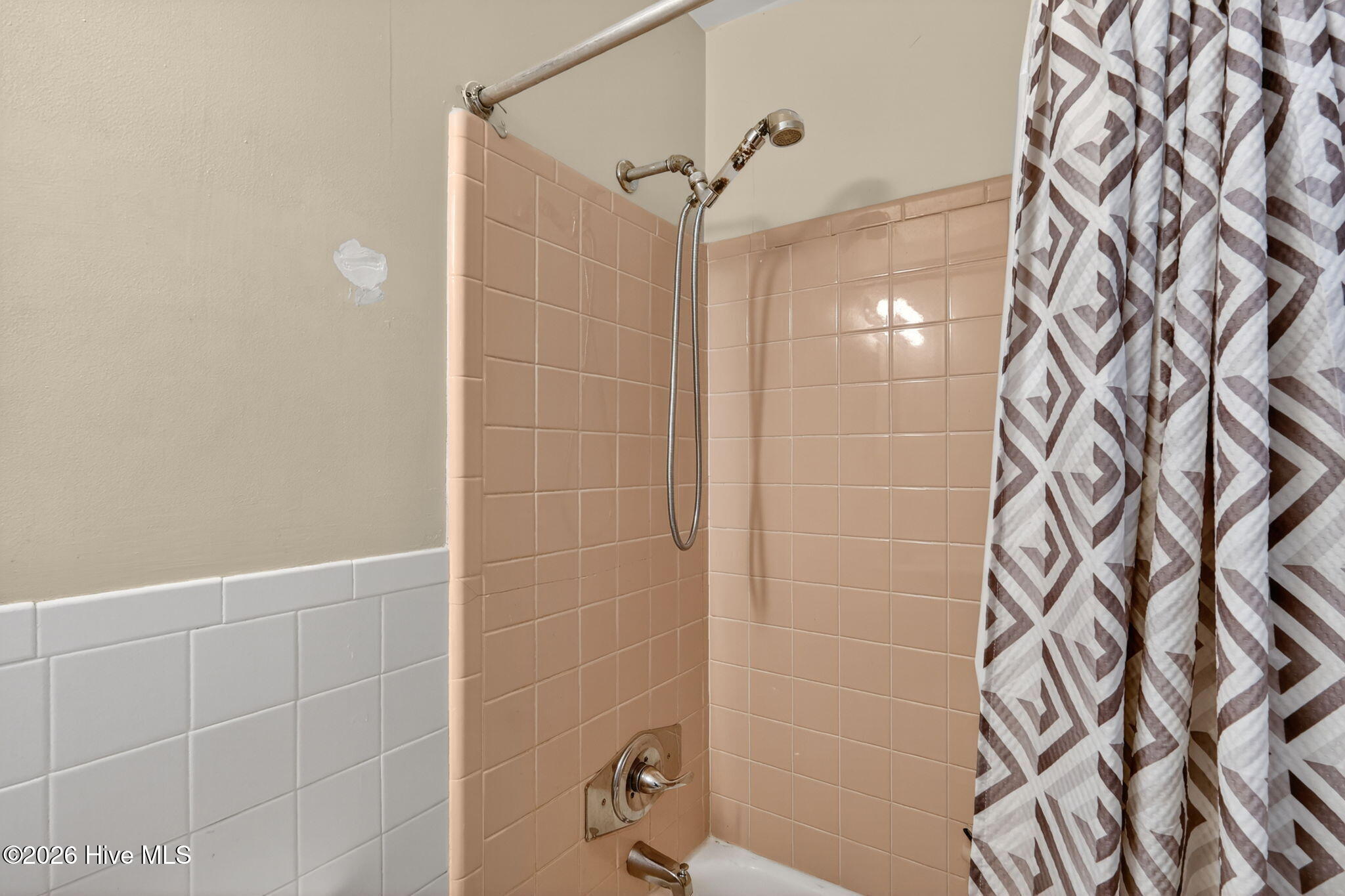2208 Imperial Avenue E Property Photo 25