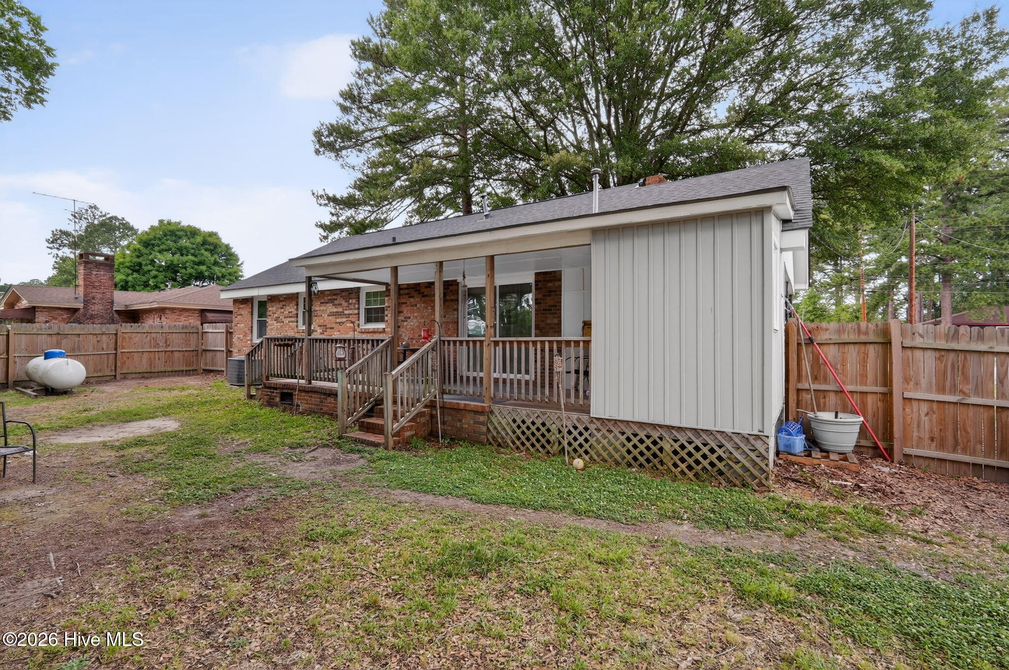 2208 Imperial Avenue E Property Photo 32