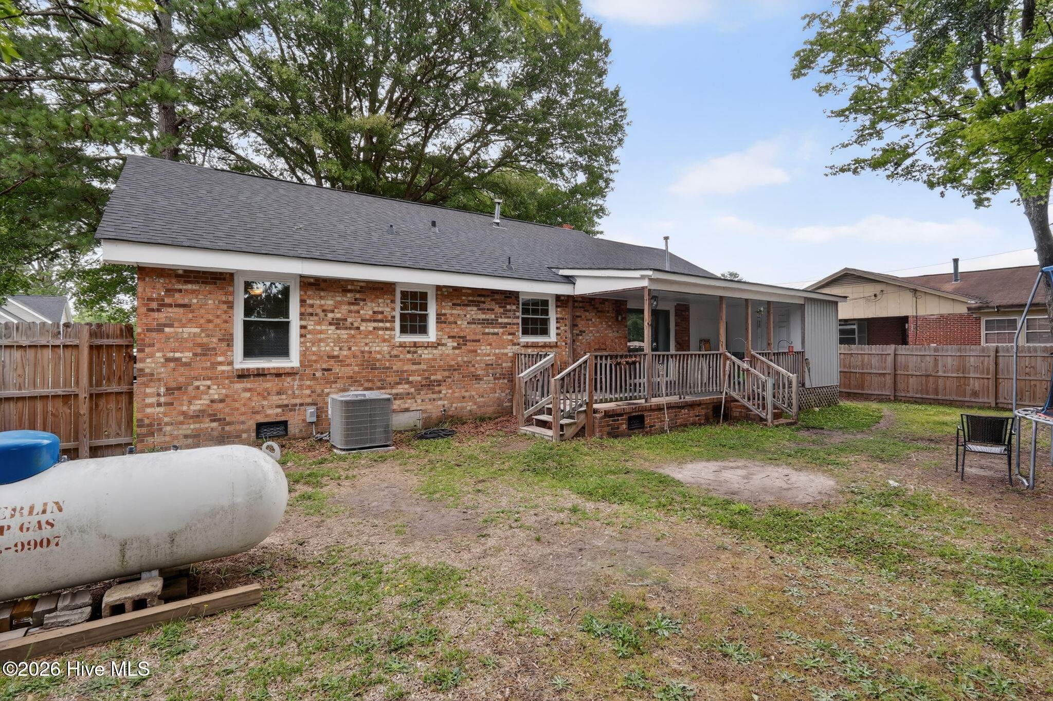 2208 Imperial Avenue E Property Photo 34