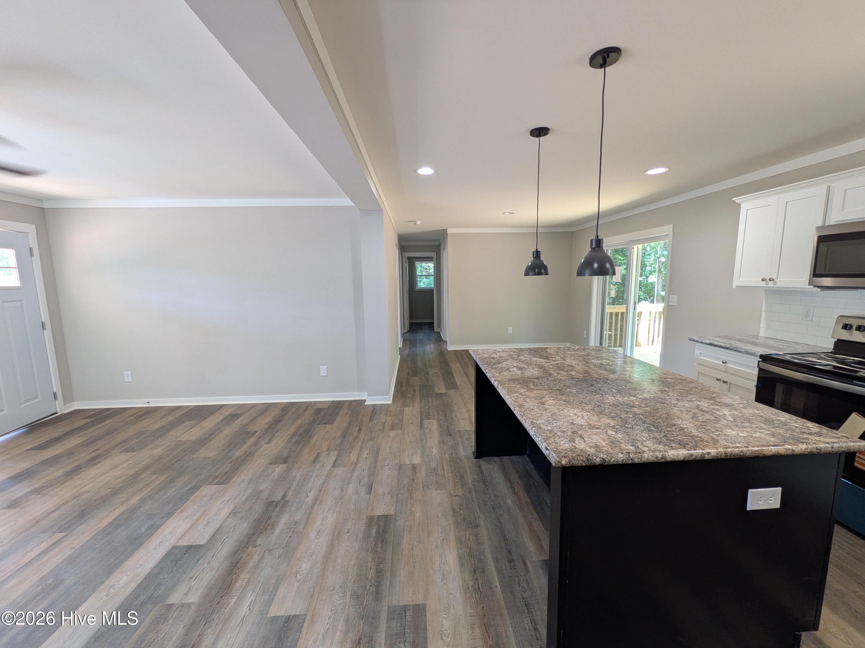 110 Holmes Lane Property Photo 8