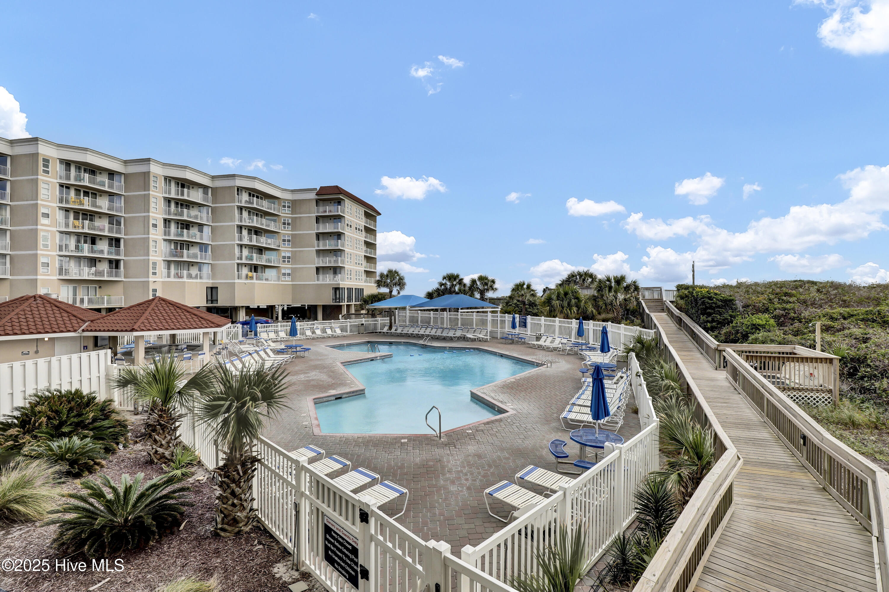 2000 New River Inlet Road Unit 2109 Property Photo 1