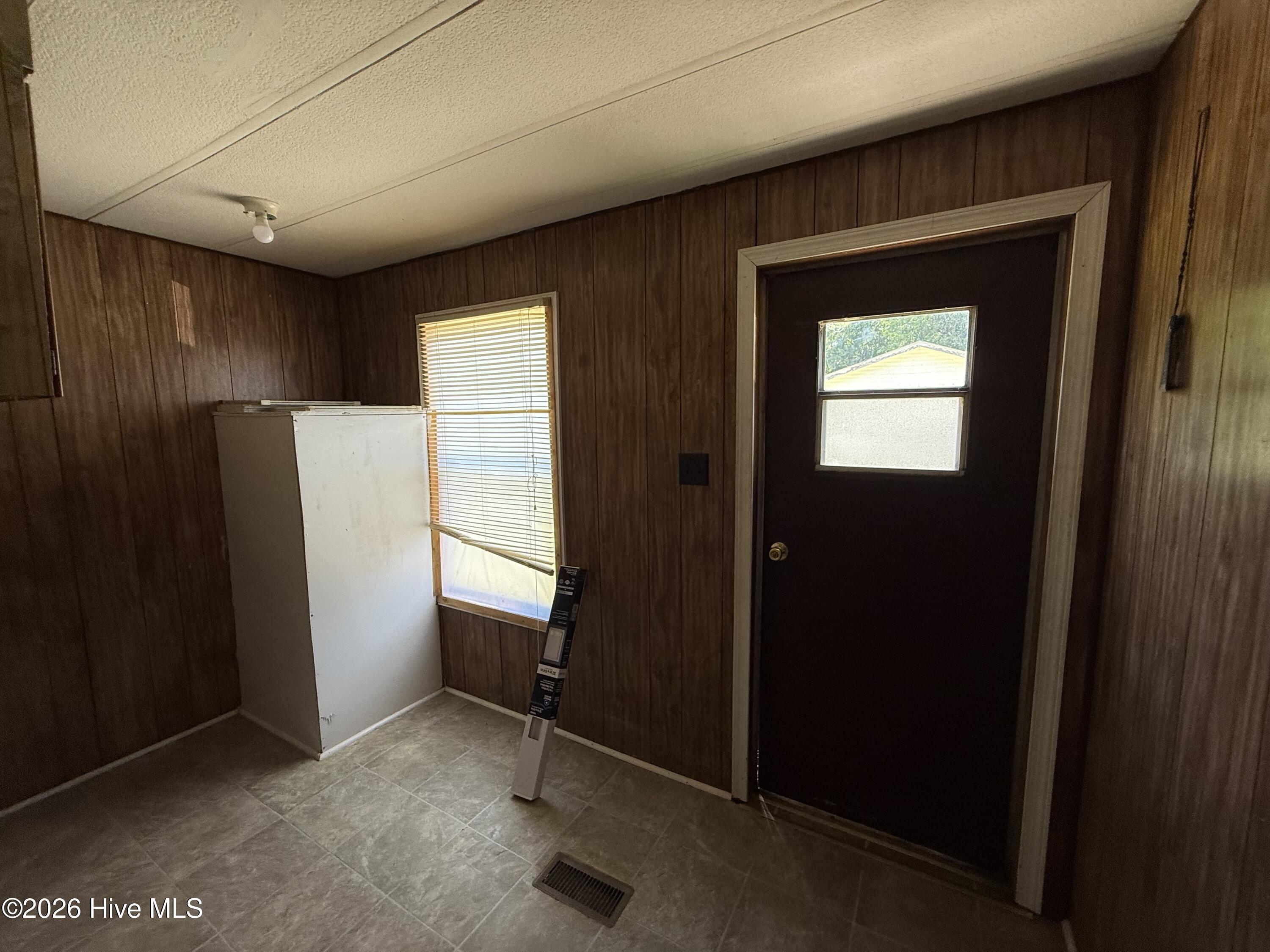 112 Colony Drive Property Photo 10