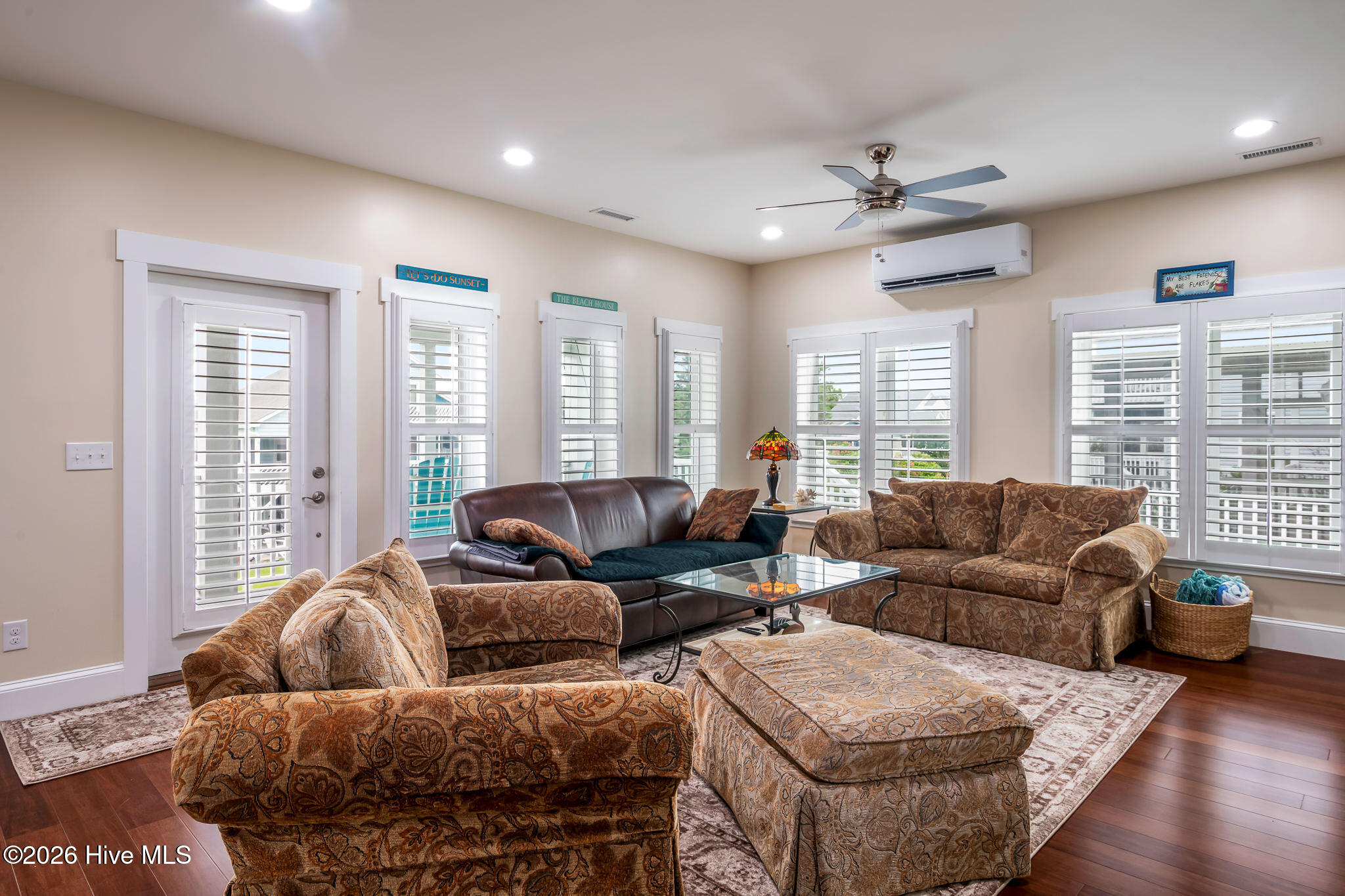 404 30th Street Property Photo 15