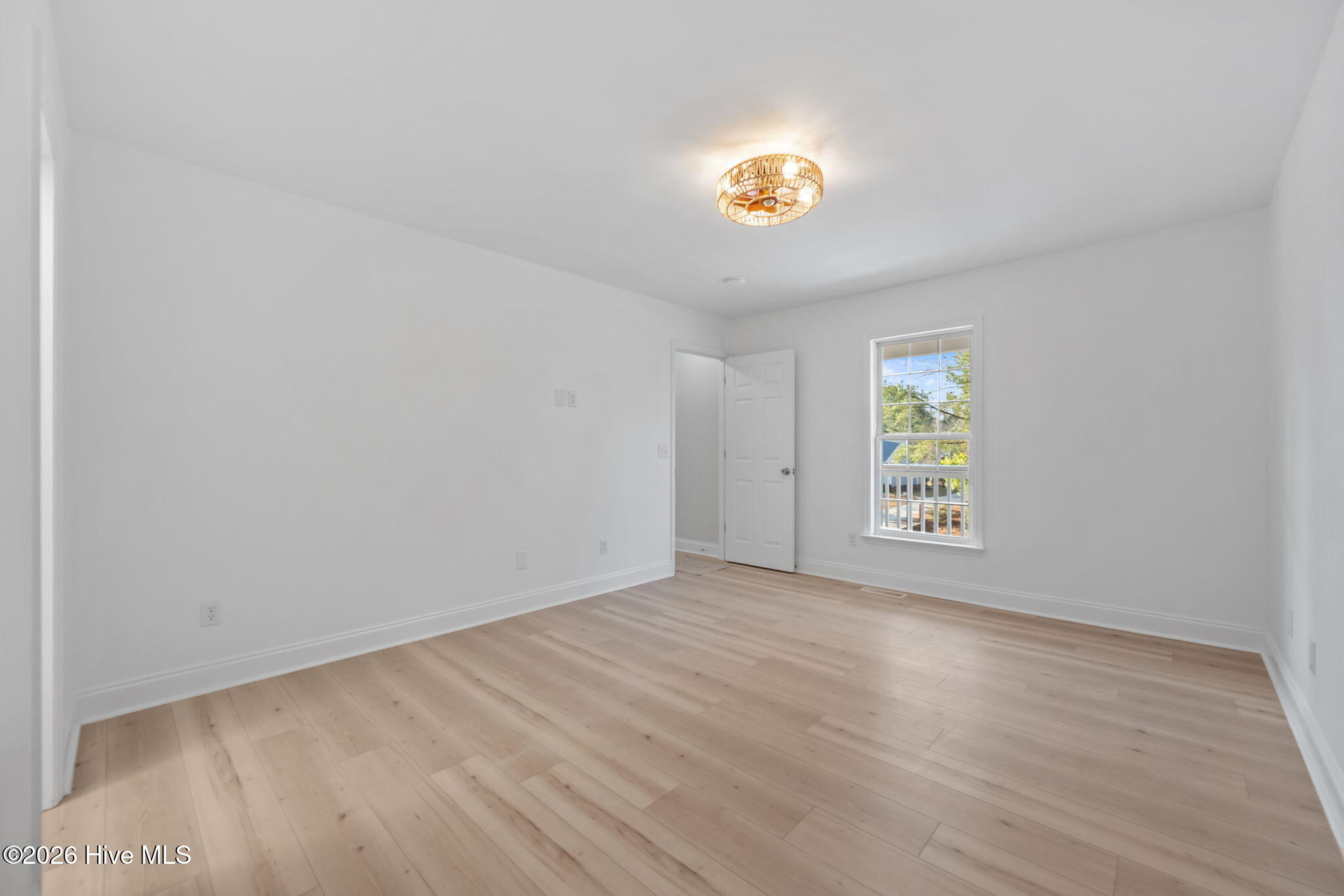 106 Dolphin Drive Property Photo 22