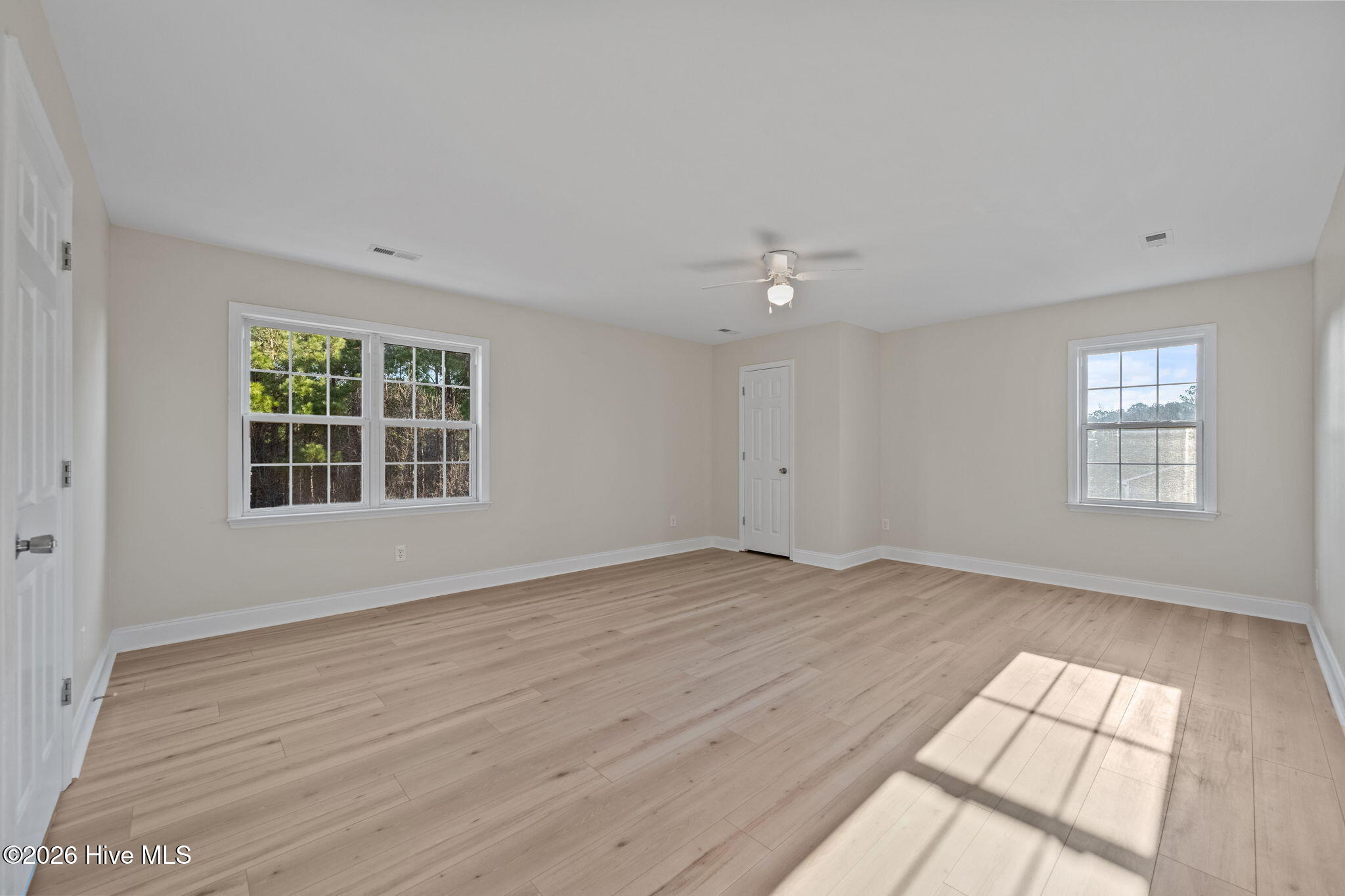 106 Dolphin Drive Property Photo 27